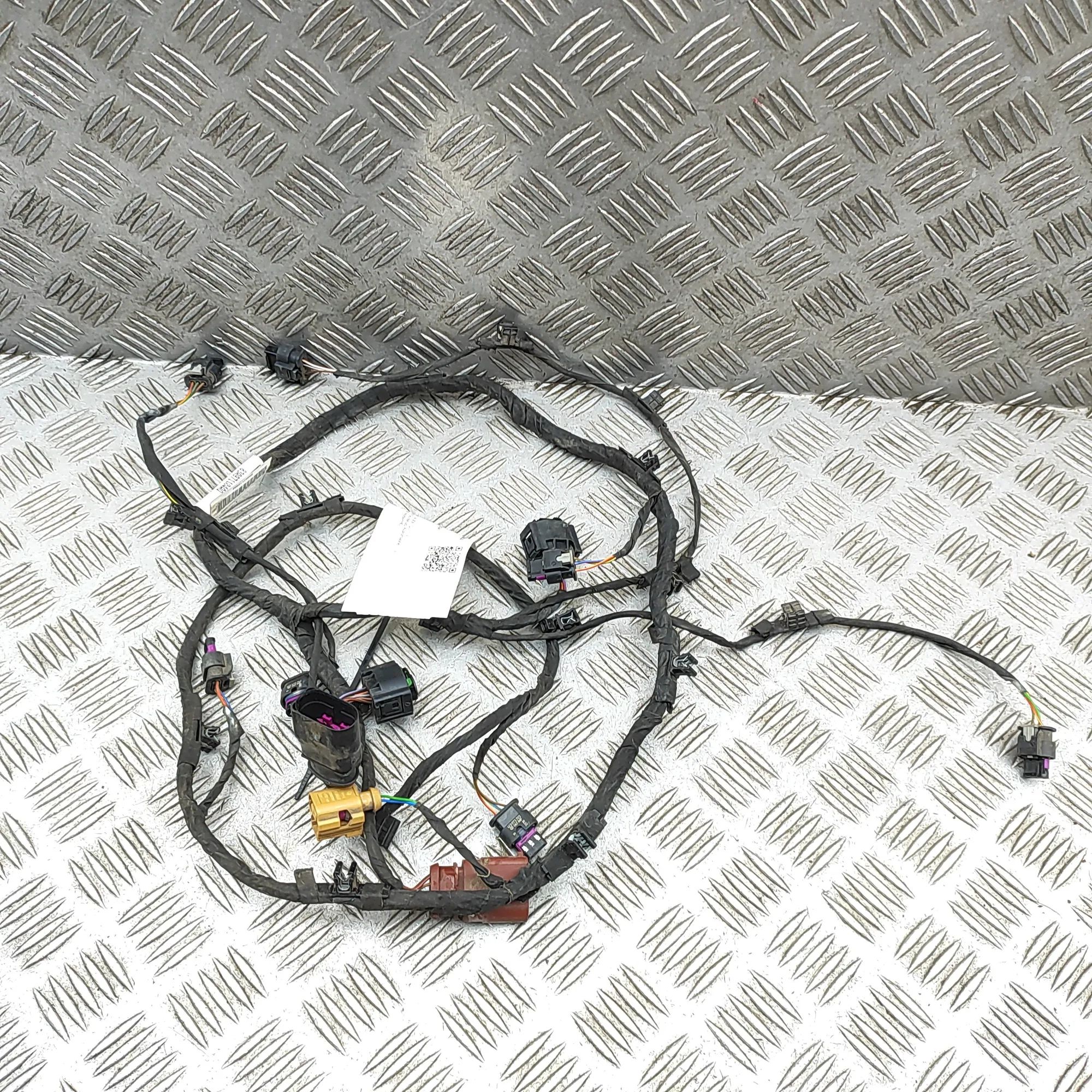 Audi Q3 (F3) Rear Parking Sensor Wiring Loom Rear Parking Sensor Wiring Loom — AUDI Q3 (F3) ...