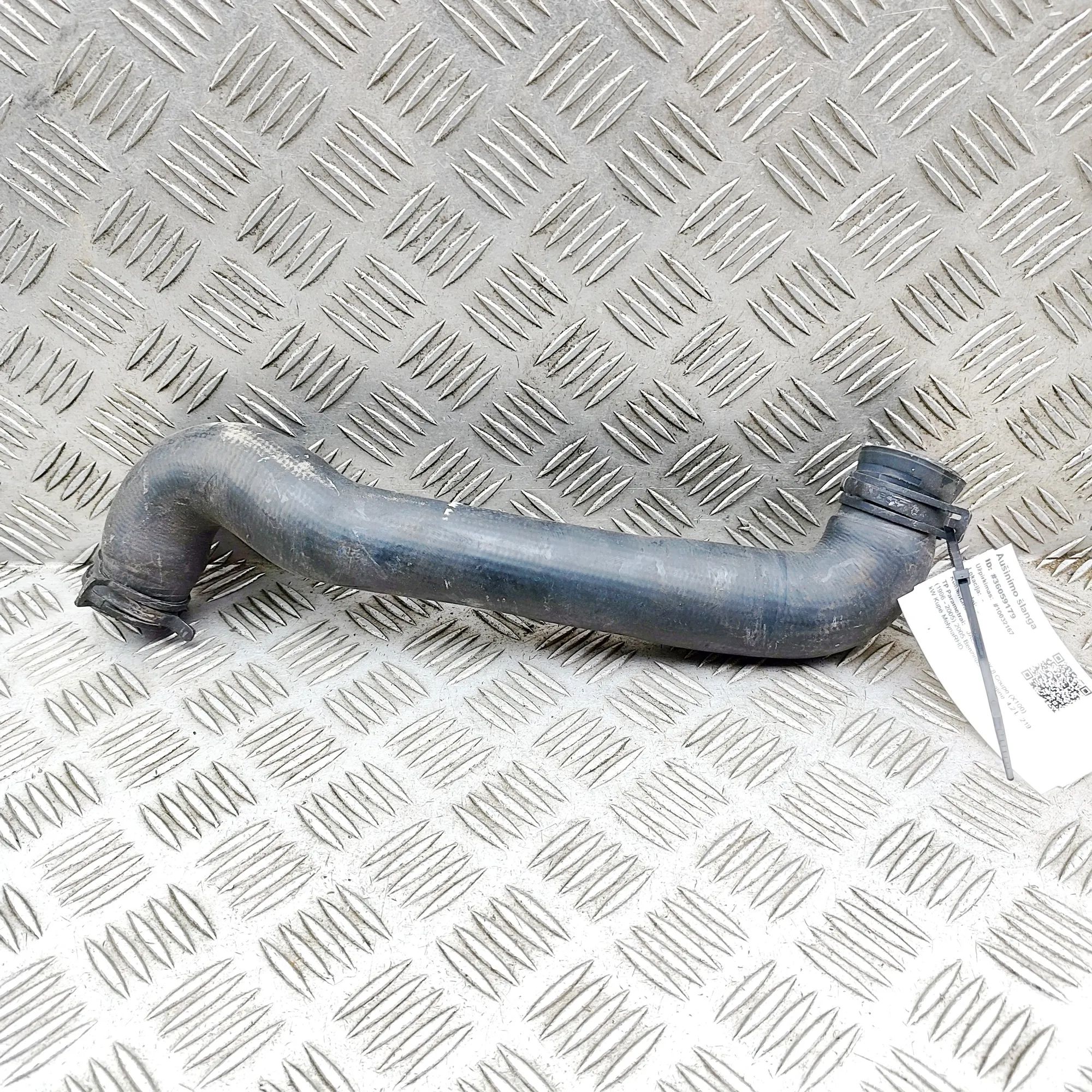 Jaguar XK Jäähdytysnesteletku Coolant hose — JAGUAR XK (8 Coupe X100) (1996-2...