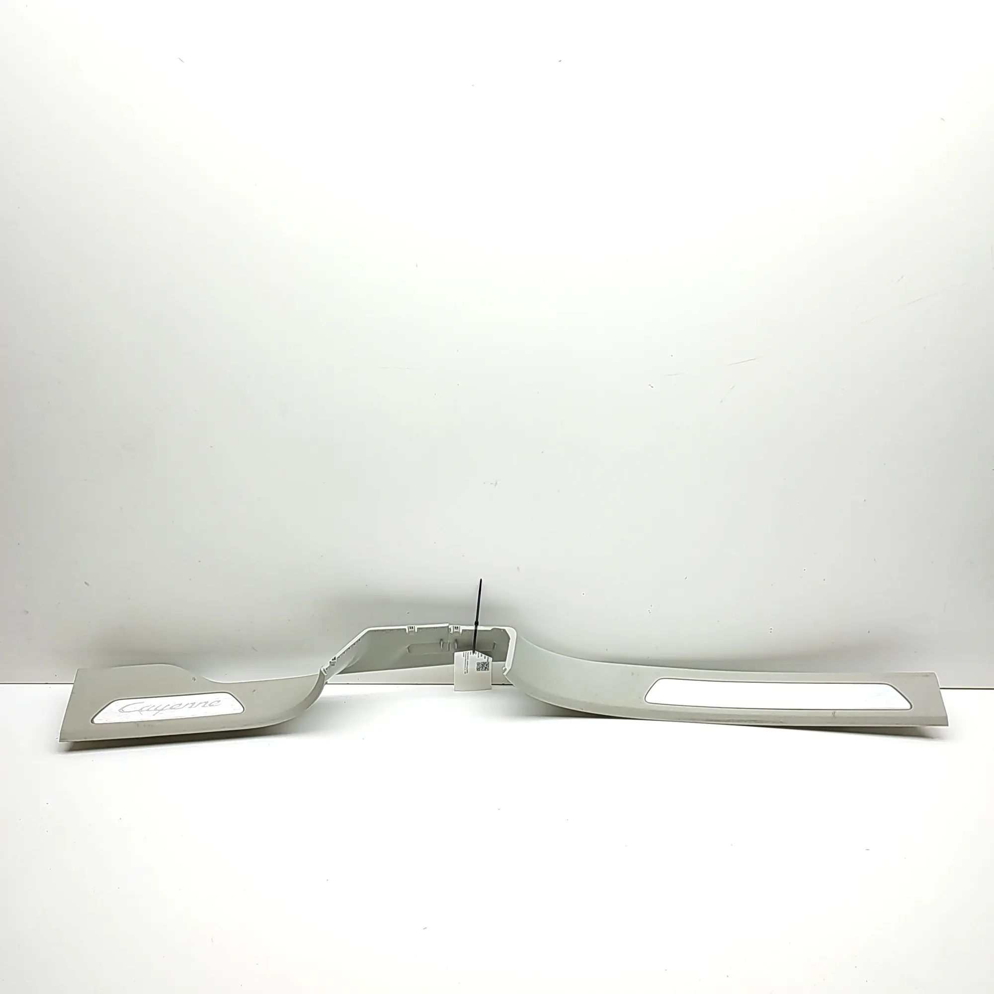 Porsche Cayenne Interior sill trim — front right Interior sill trim — front right — PORSCHE CAYE...