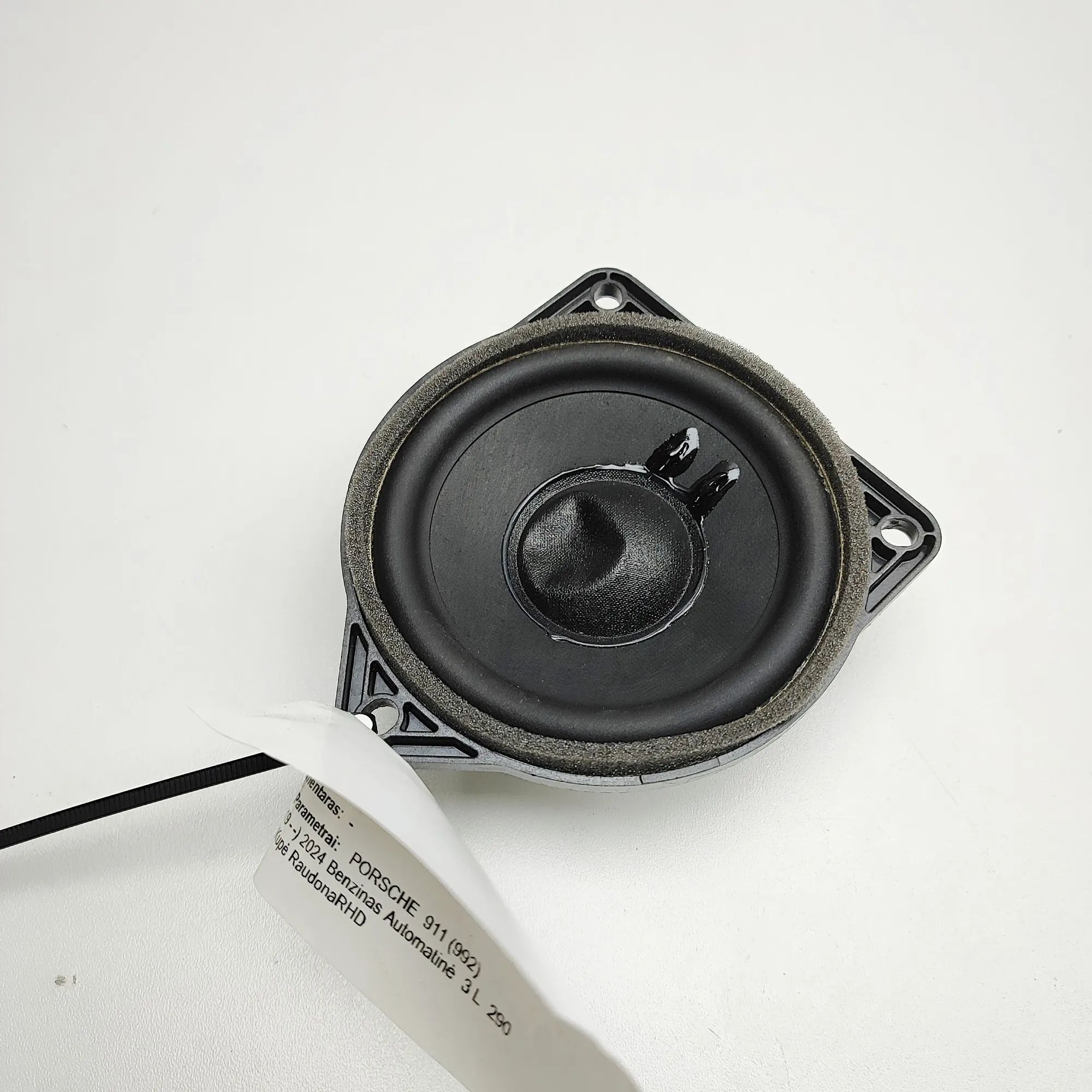 Porsche 911 (992) Front Left Door Speaker Front Left Door Speaker — PORSCHE 911 (992) (20...