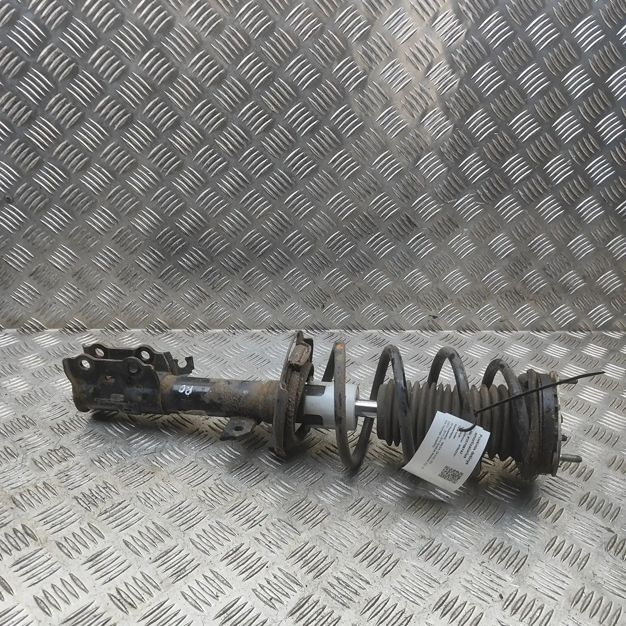 Ford Fiesta Shock absorber — front right Shock absorber — front right — FORD FIESTA (VII...