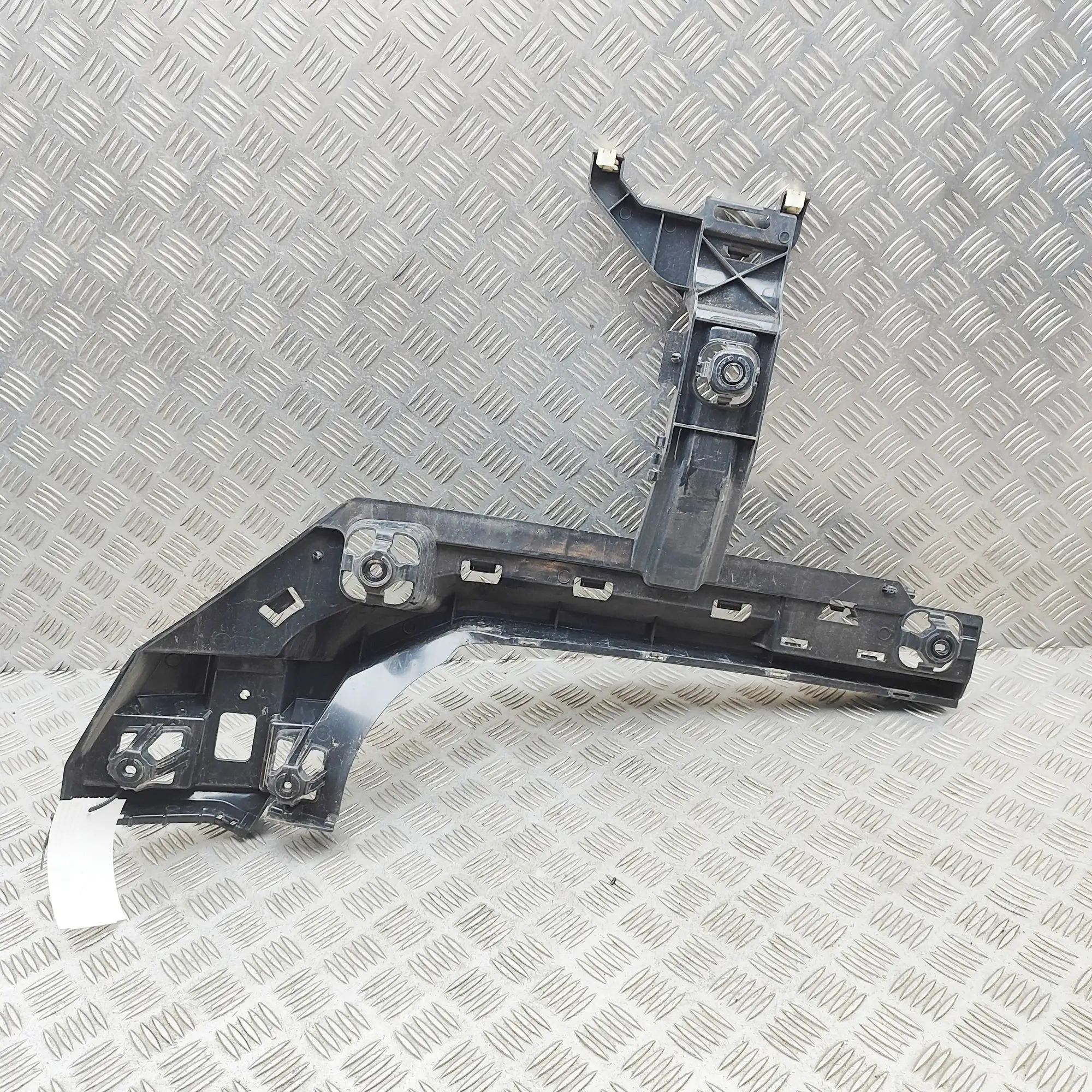 BMW X2 (F39) Rear Left Bumper Bracket Rear Left Bumper Bracket — BMW X2 (F39) (2018-....