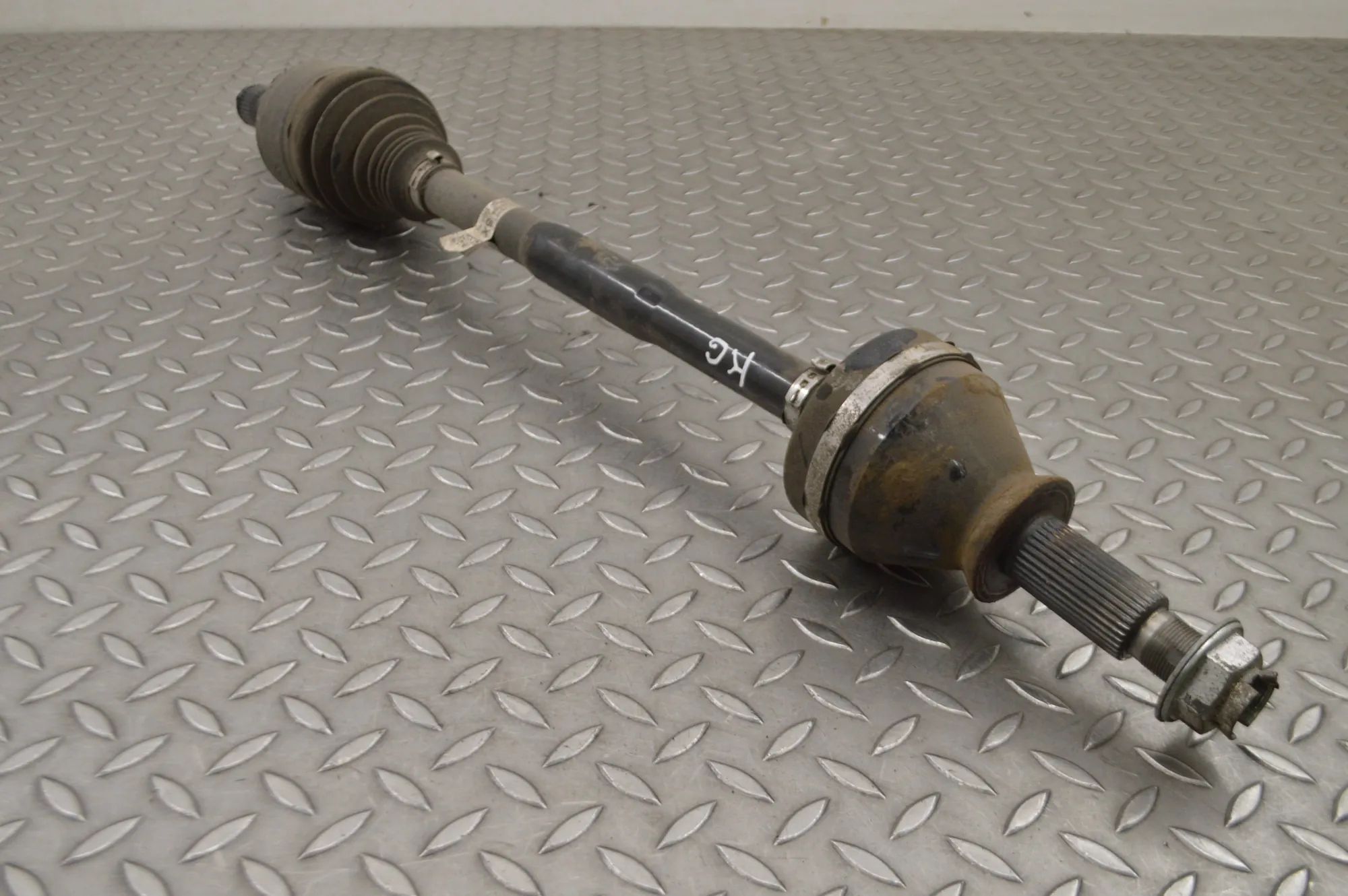 Maserati Ghibli Rear Left Driveshaft Rear Left Driveshaft — MASERATI GHIBLI (M157) (...
