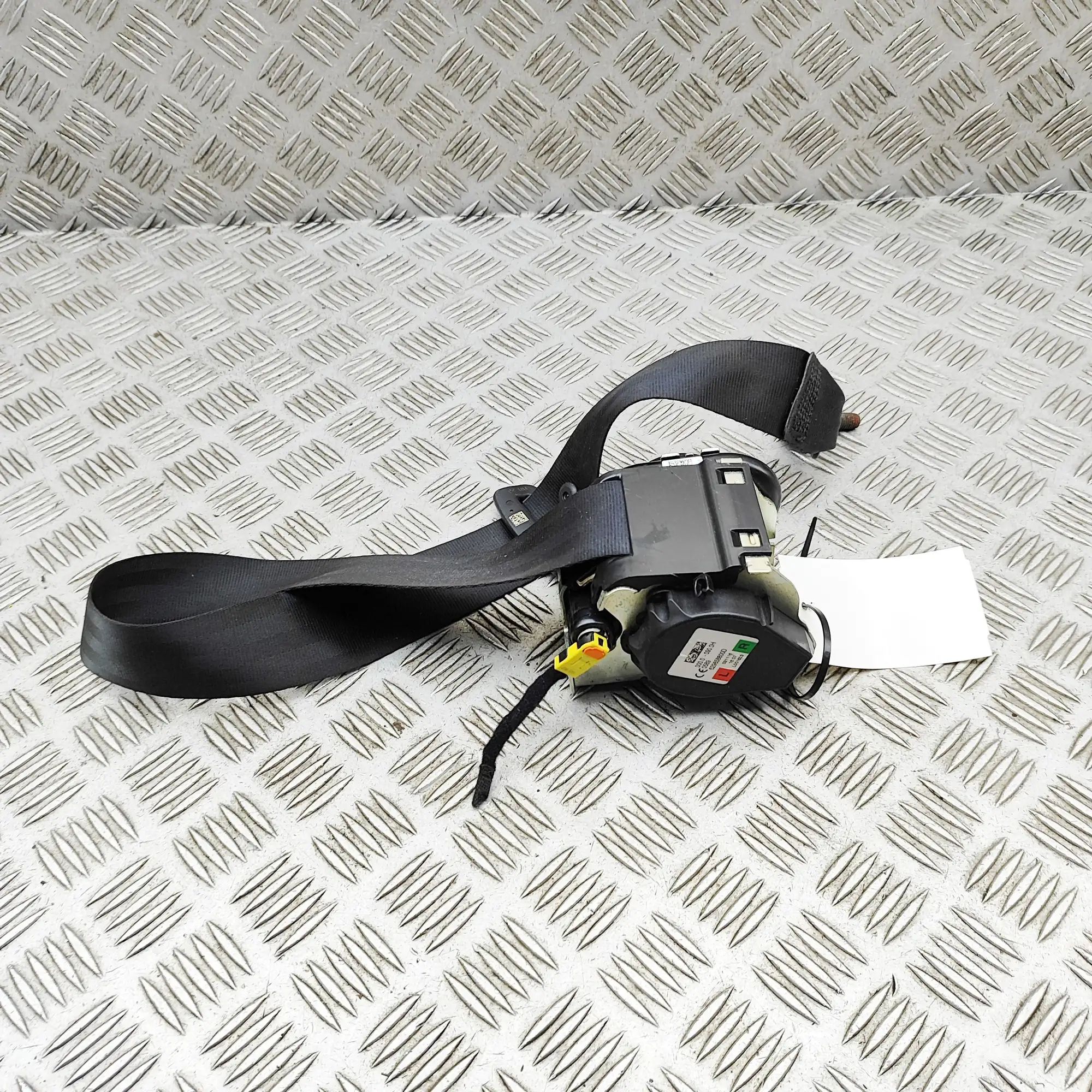 Jaguar XE Rear Left Seatbelt Rear Left Seatbelt — JAGUAR XE (X760) (2015-......