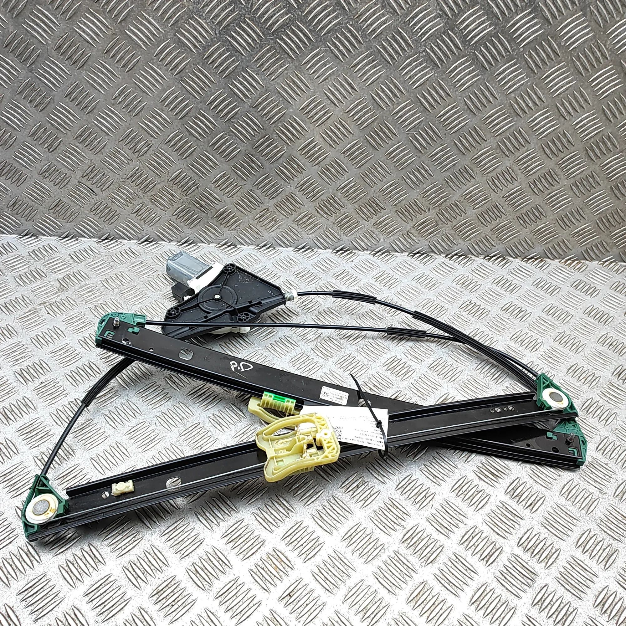 Porsche Cayenne Front Right Door Window Regulator Front Right Door Window Regulator — PORSCHE CAY...