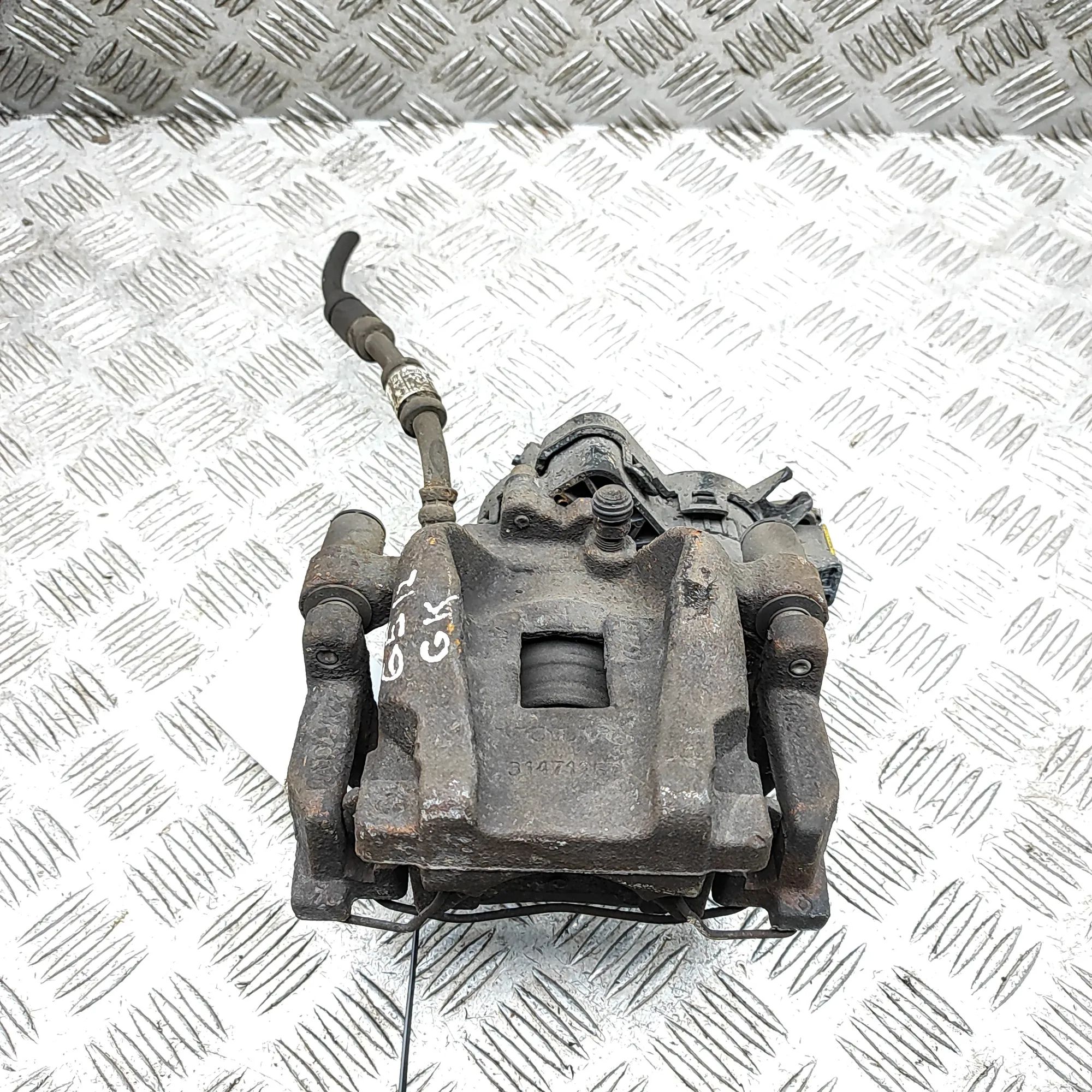 Volvo S90 Brake caliper — rear left Brake caliper — rear left — VOLVO S90 (II) (201...