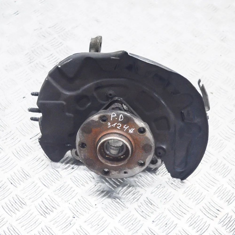 Skoda Octavia Front Right Wheel Hub Front Right Wheel Hub — SKODA OCTAVIA (III 5E3)...
