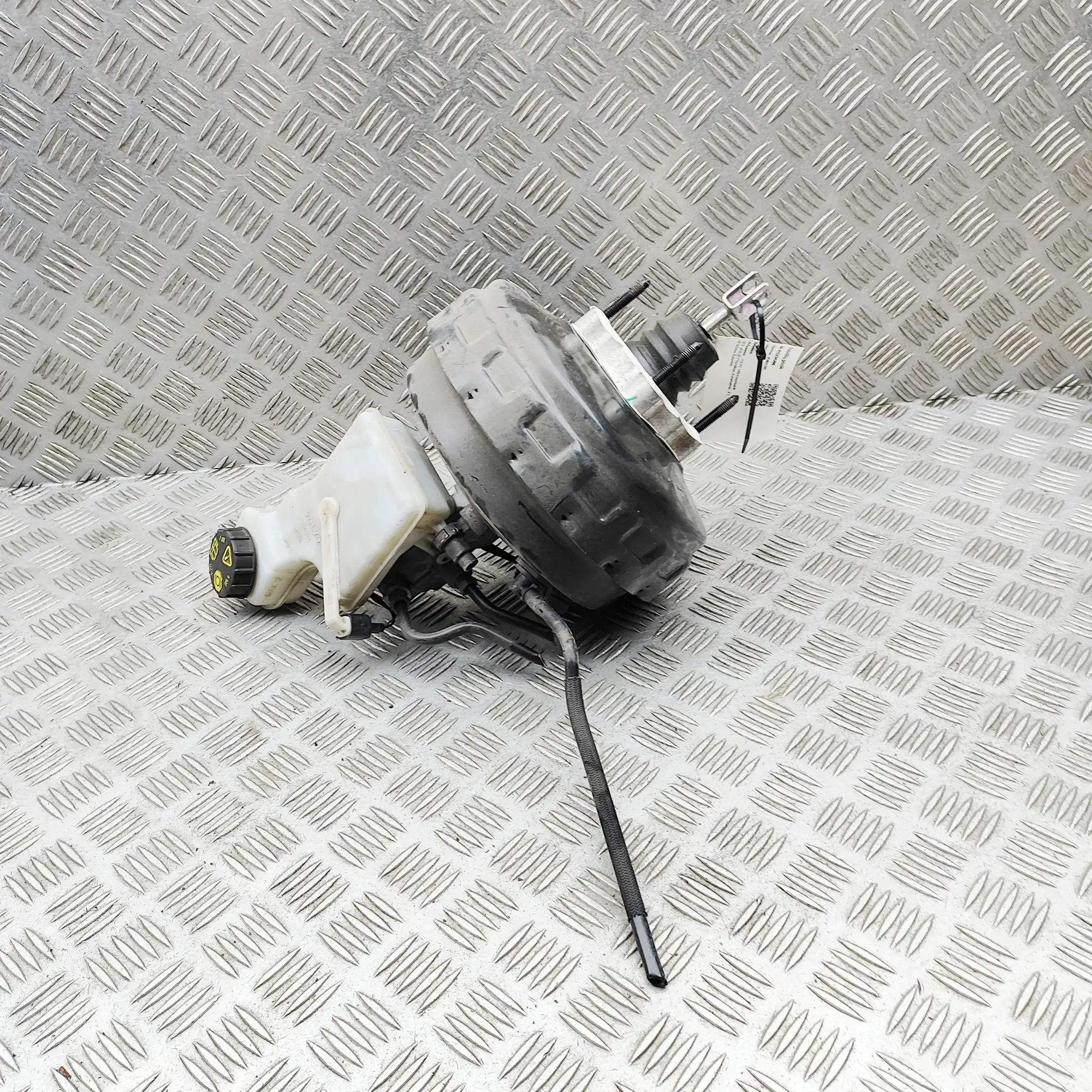 Volvo V40 Brake Servo Booster Brake Servo Booster — VOLVO V40 (Hatchback) (20...