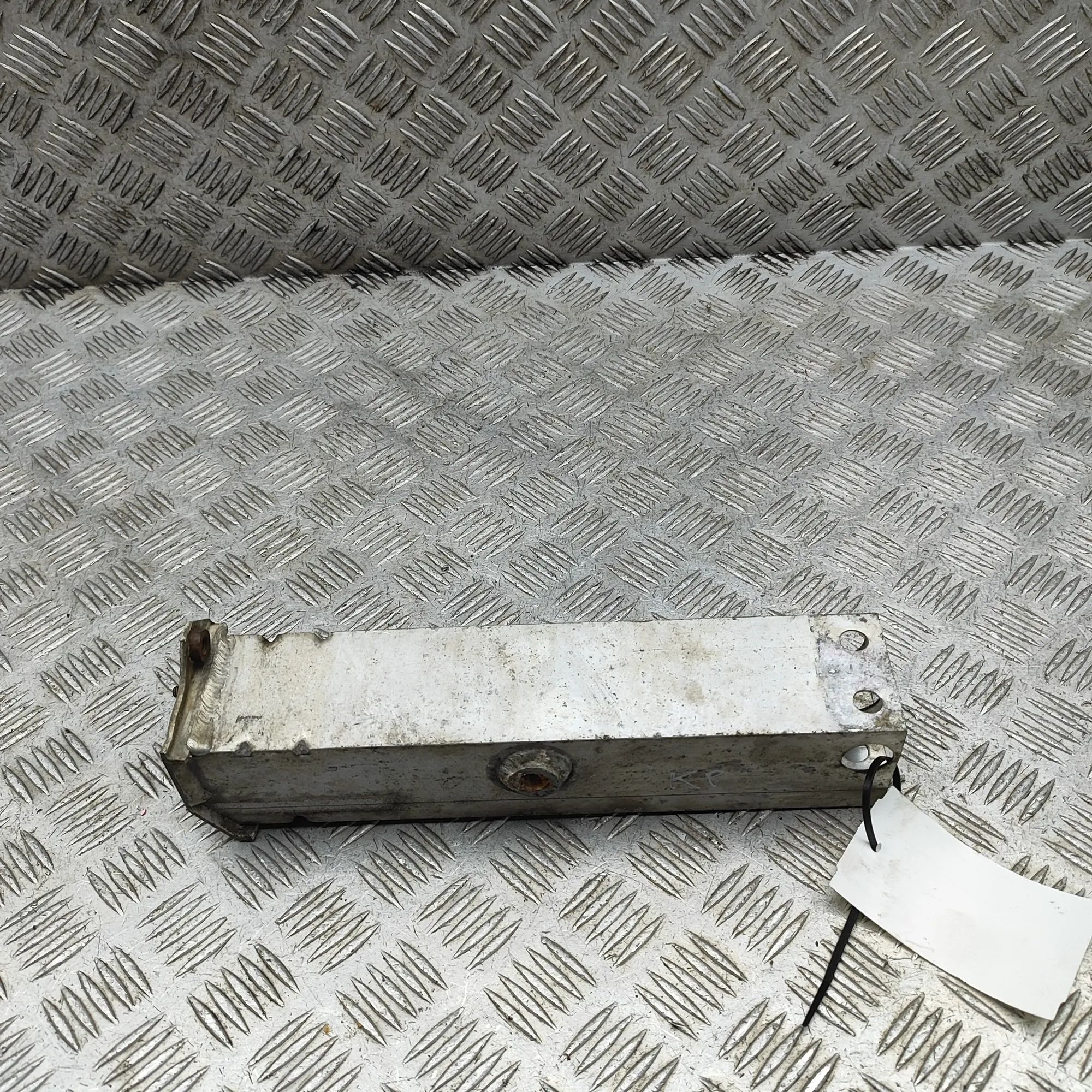 Lexus LS Left Side Crash Absorber Left Side Crash Absorber — LEXUS LS (_F4_) (200...
