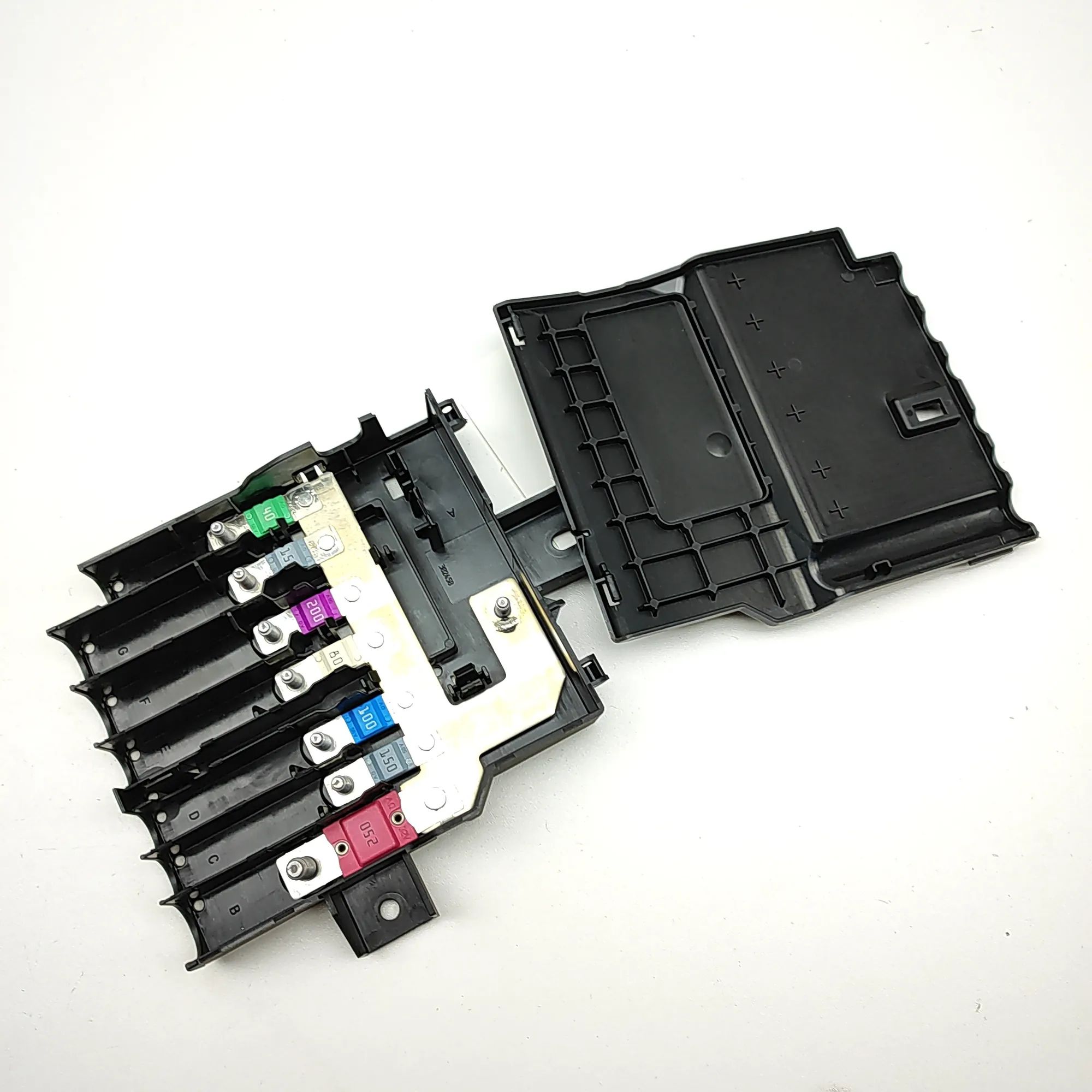 Porsche Cayenne Power Distribution Unit Power distribution unit — PORSCHE CAYENNE (Coup...