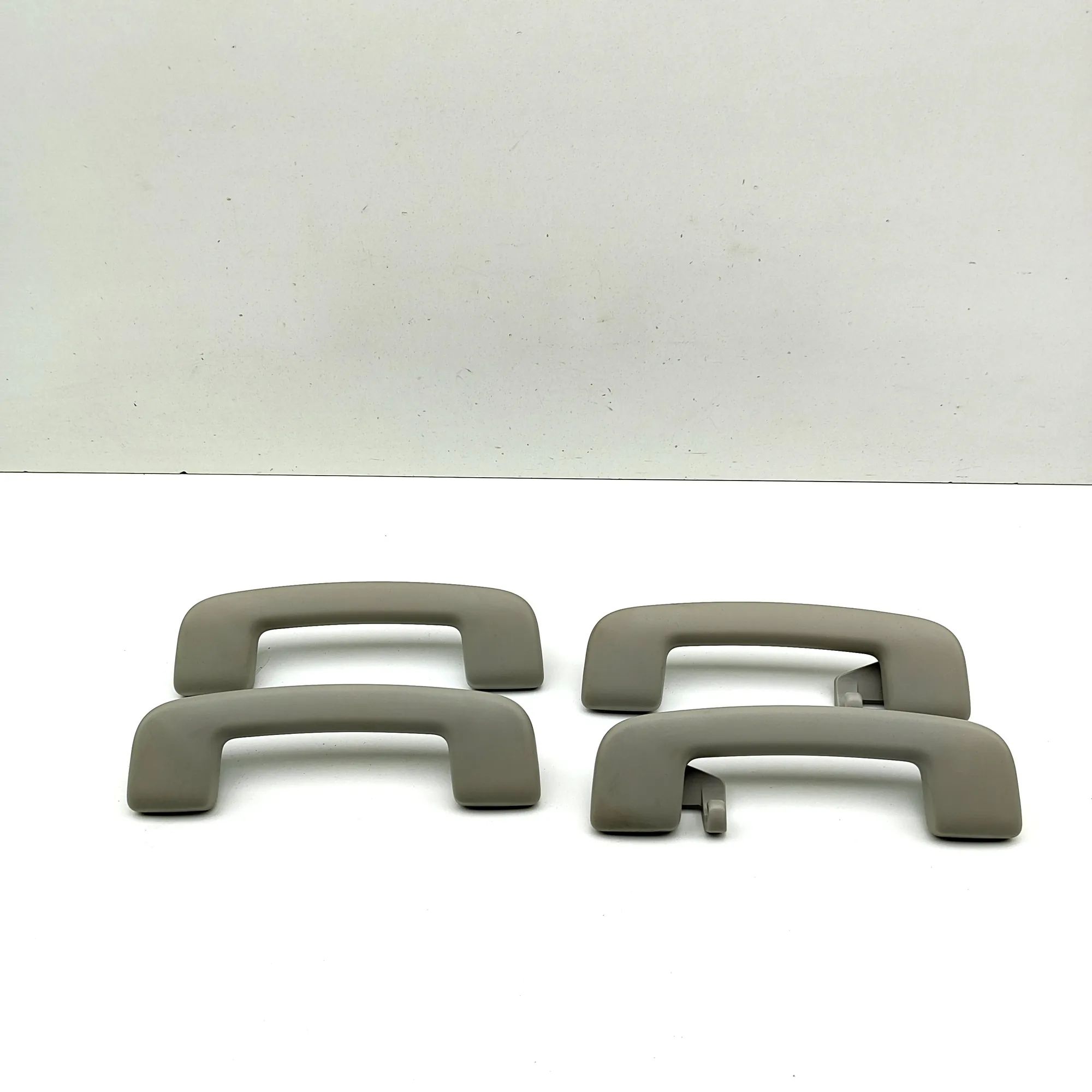 Nissan Ariya Interior roof handle set Interior roof handle set — NISSAN ARIYA (FE0) (...