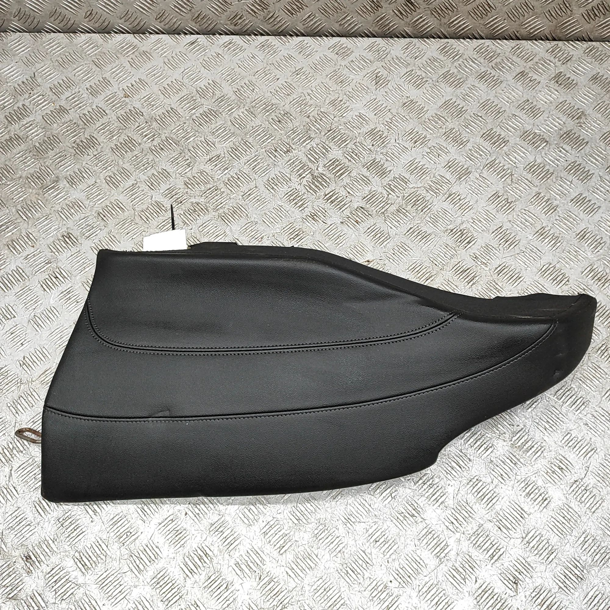 Alfa-Romeo Giulia (952) Rear Left Seat Trim Rear Left Seat Trim — ALFA ROMEO GIULIA (952_) ...
