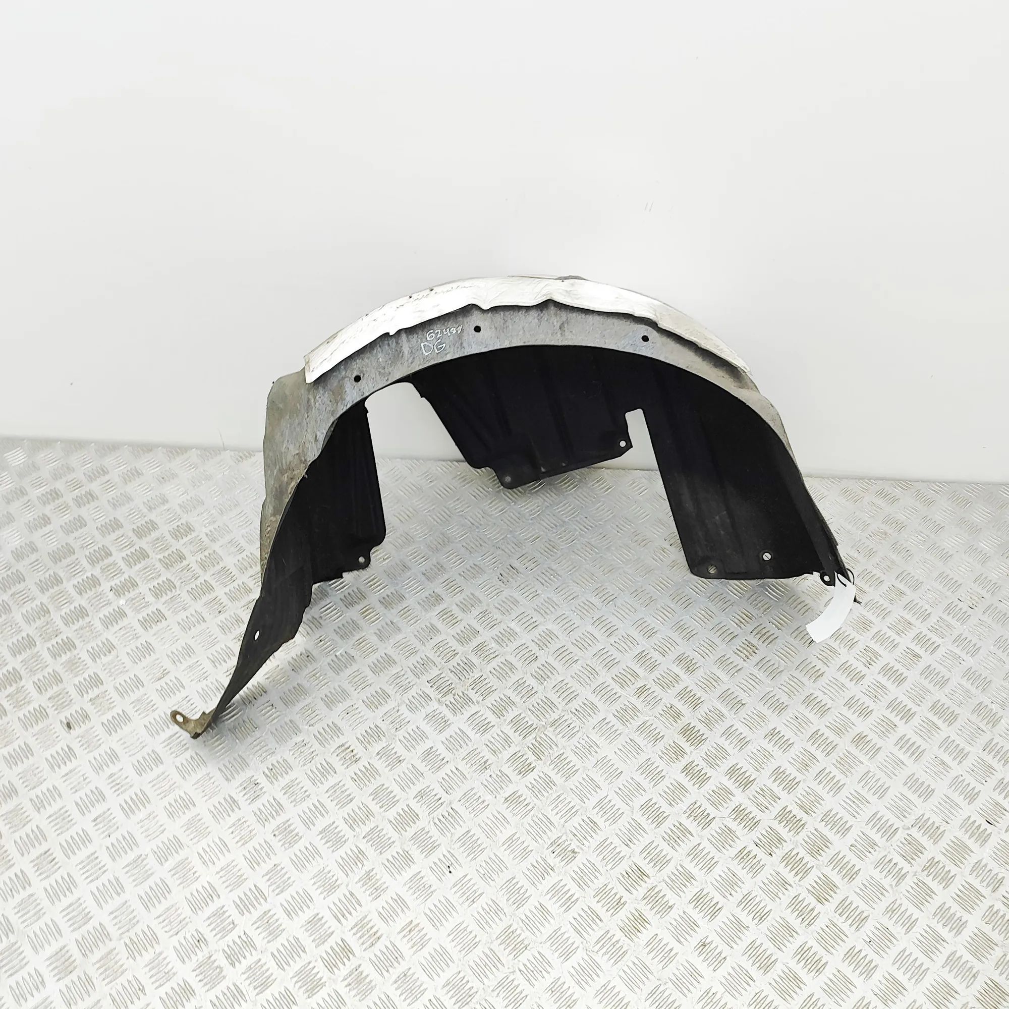 Lexus GS Rear Right Arch Liner Rear Right Arch Liner — LEXUS GS (_L1_) (2011-....