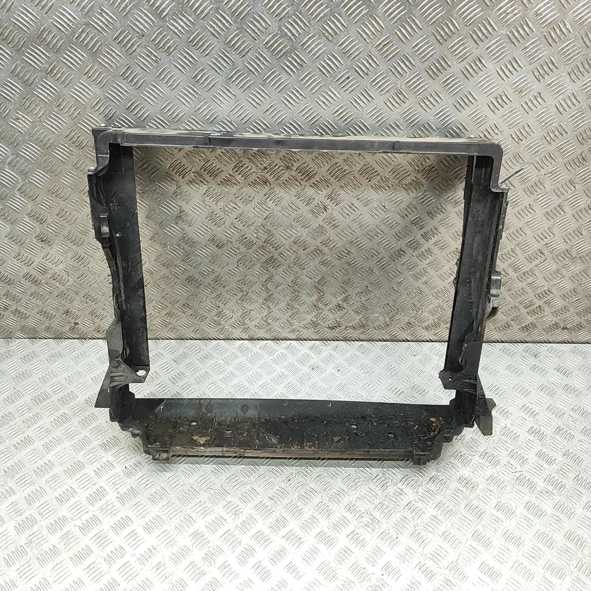 BMW X5 (E70) Slam Panel Frame Kit Slam Panel Frame Kit — BMW X5 (E70) (2006-2013)...
