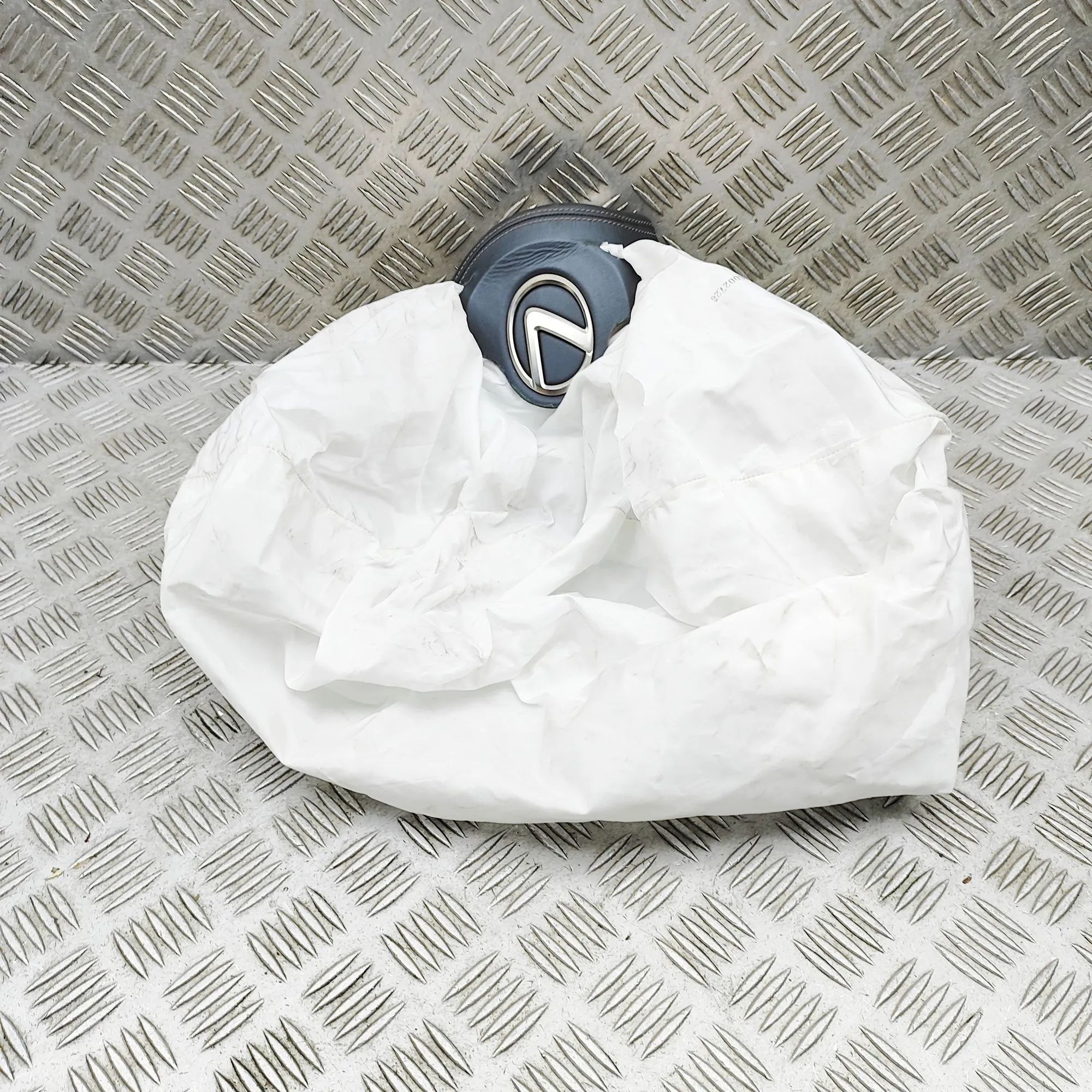 Lexus GS Steering Wheel Safety Bag SRS Steering Wheel Safety Bag SRS — LEXUS GS (_L1_)...