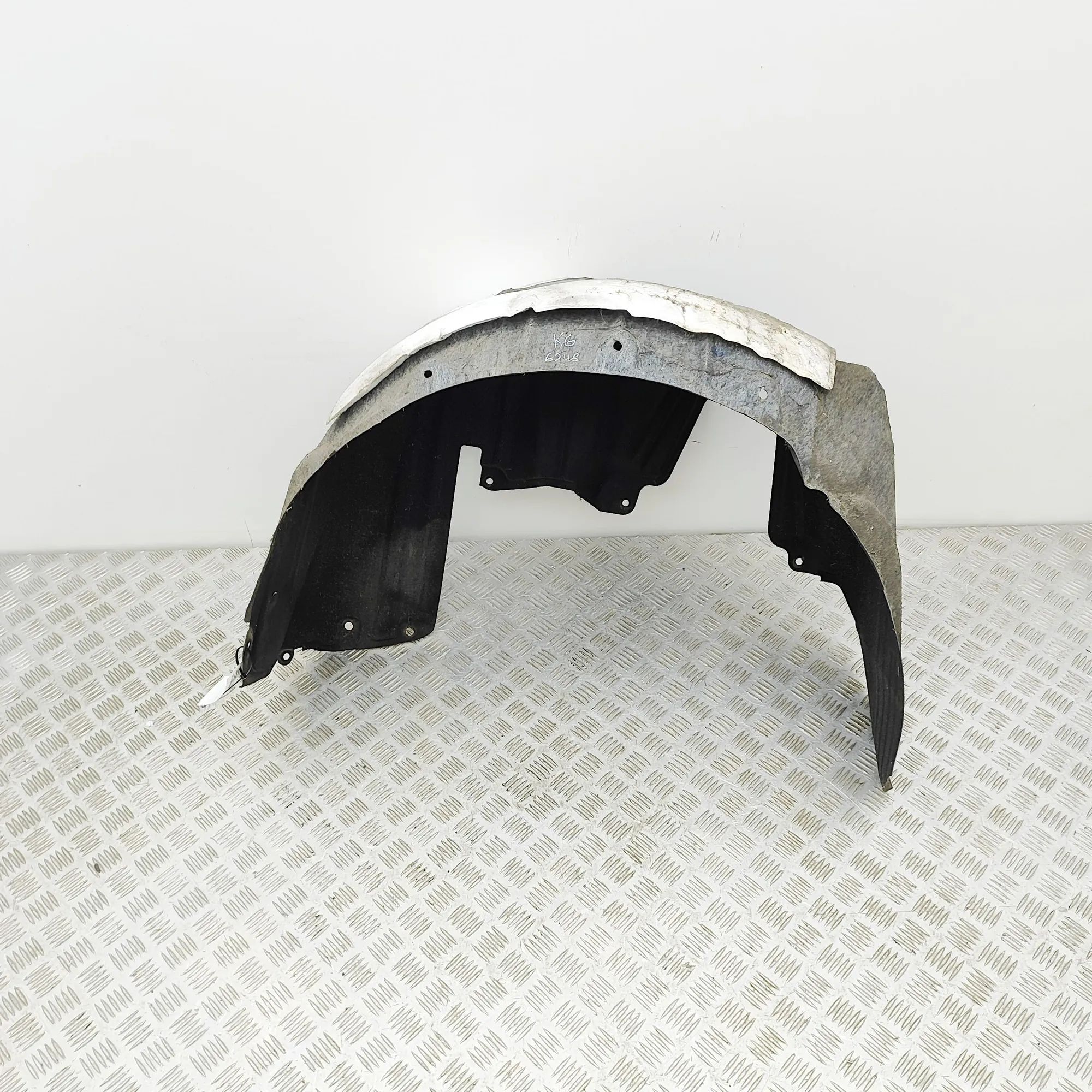 Lexus GS Rear Left Arch Liner Rear Left Arch Liner — LEXUS GS (_L1_) (2011-.....