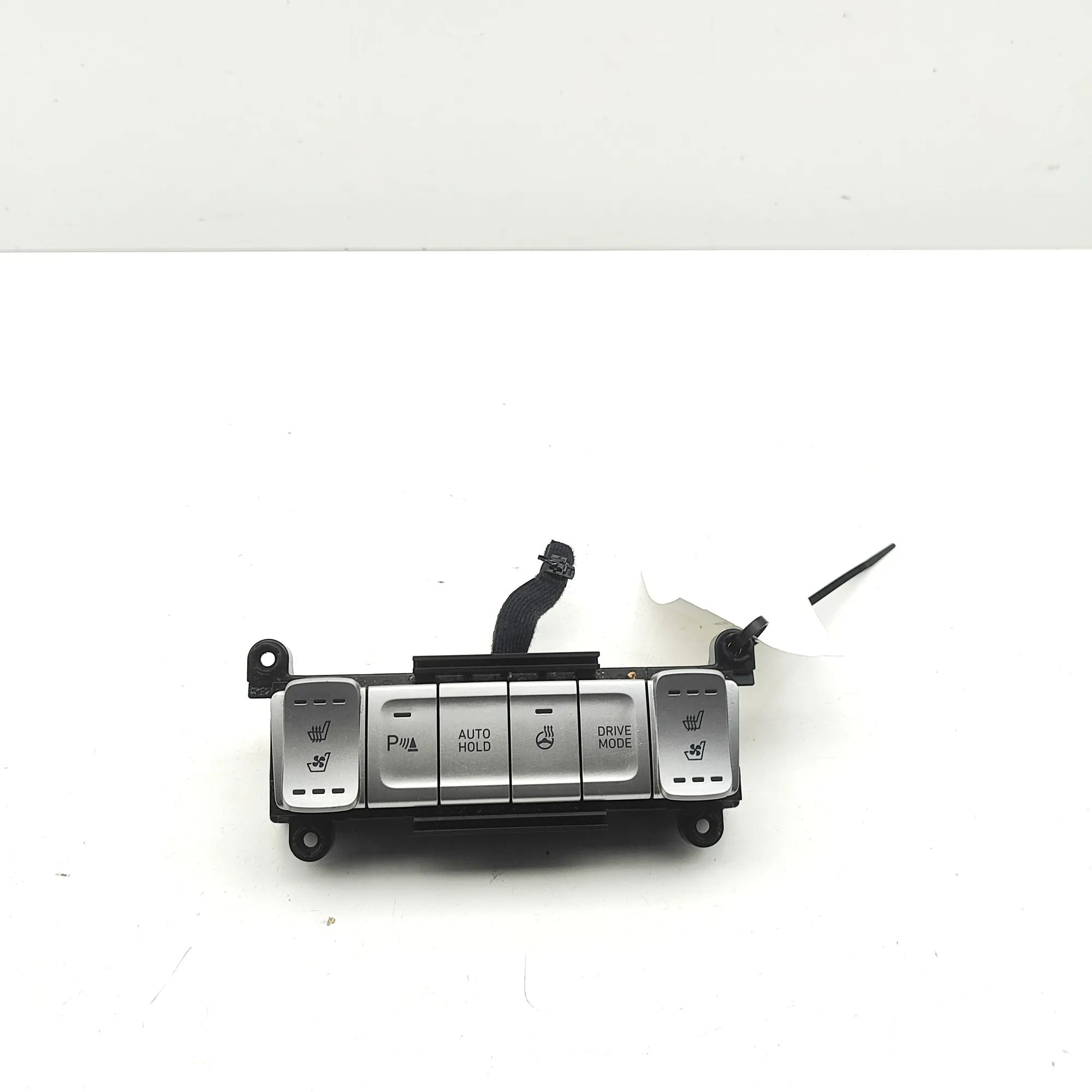 Hyundai Kona Button Switch Panel Button Switch Panel — HYUNDAI KONA (2017-...) —...