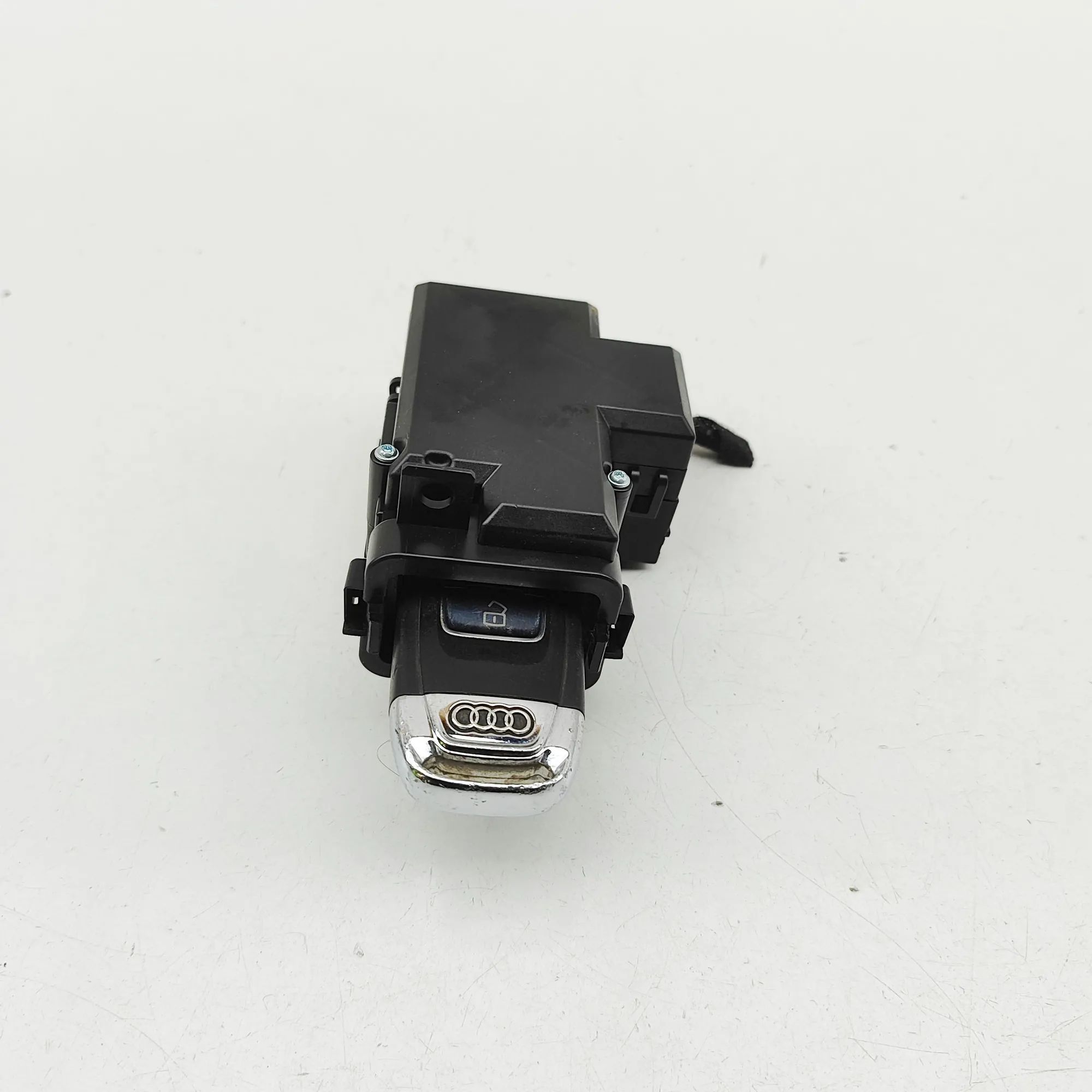 Audi Q5 (8R) Ignition lock Ignition lock — AUDI Q5 (8R) (2008-2017) — 8K09...