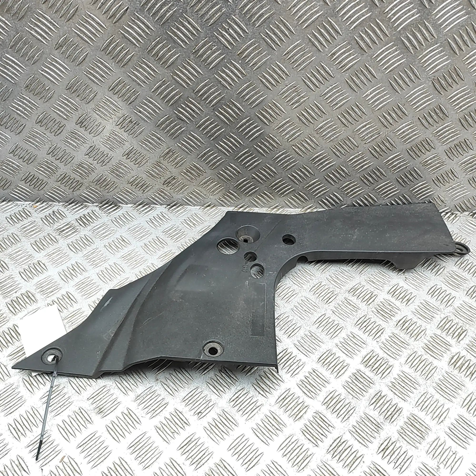Lexus GS Other Trim Parts Other Trim Parts — LEXUS GS (_L1_) (2011-...) —...