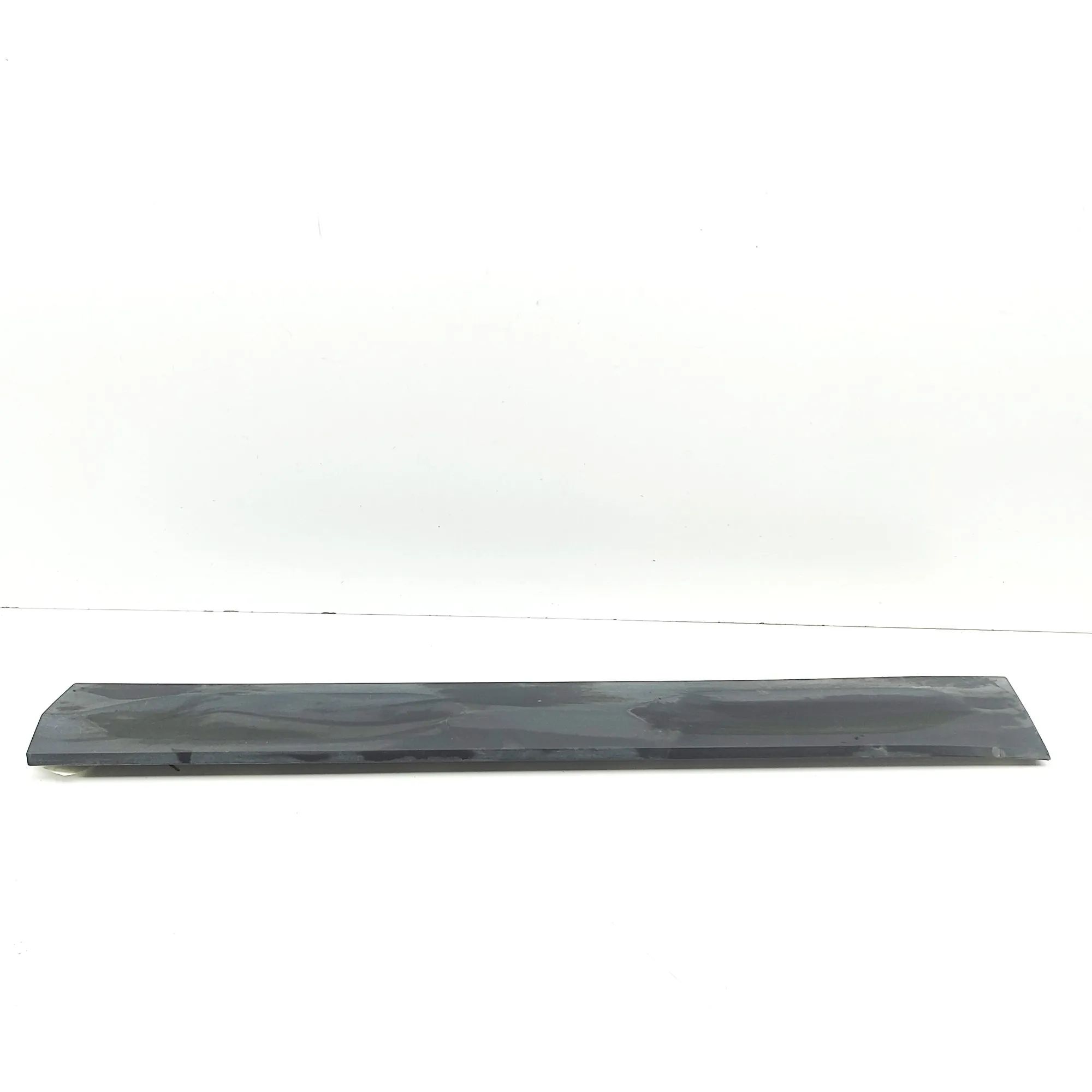 BMW X2 (F39) Front Left Door Lower Molding Front Left Door Lower Molding — BMW X2 (F39) (2...