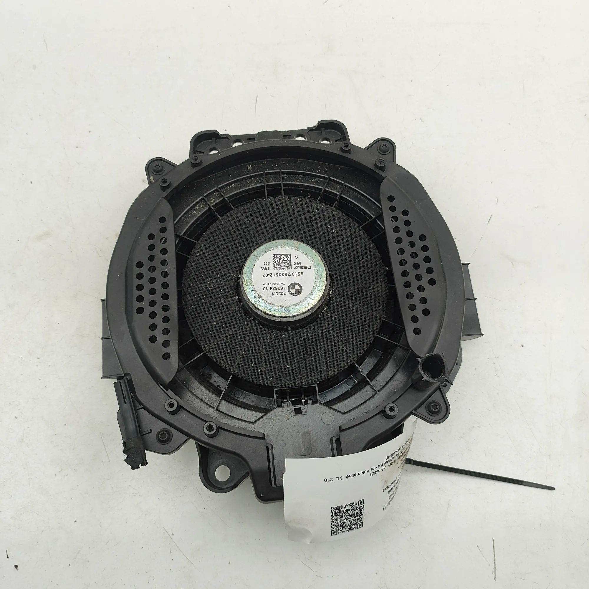 BMW X5 (G05) Bassokaiuttimen Subwoofer — BMW X5 (G05) (2018-...) — 2622512,4...