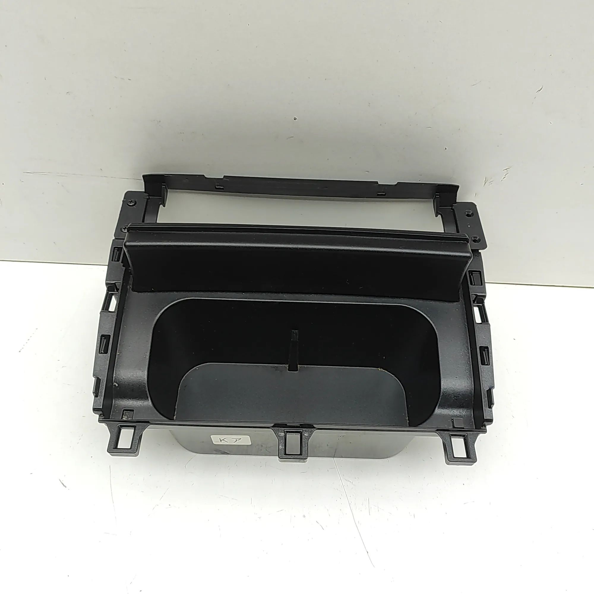 Lexus GS Держатель стаканов Cup holder — LEXUS GS (_L1_) (2011-...) — 55620...