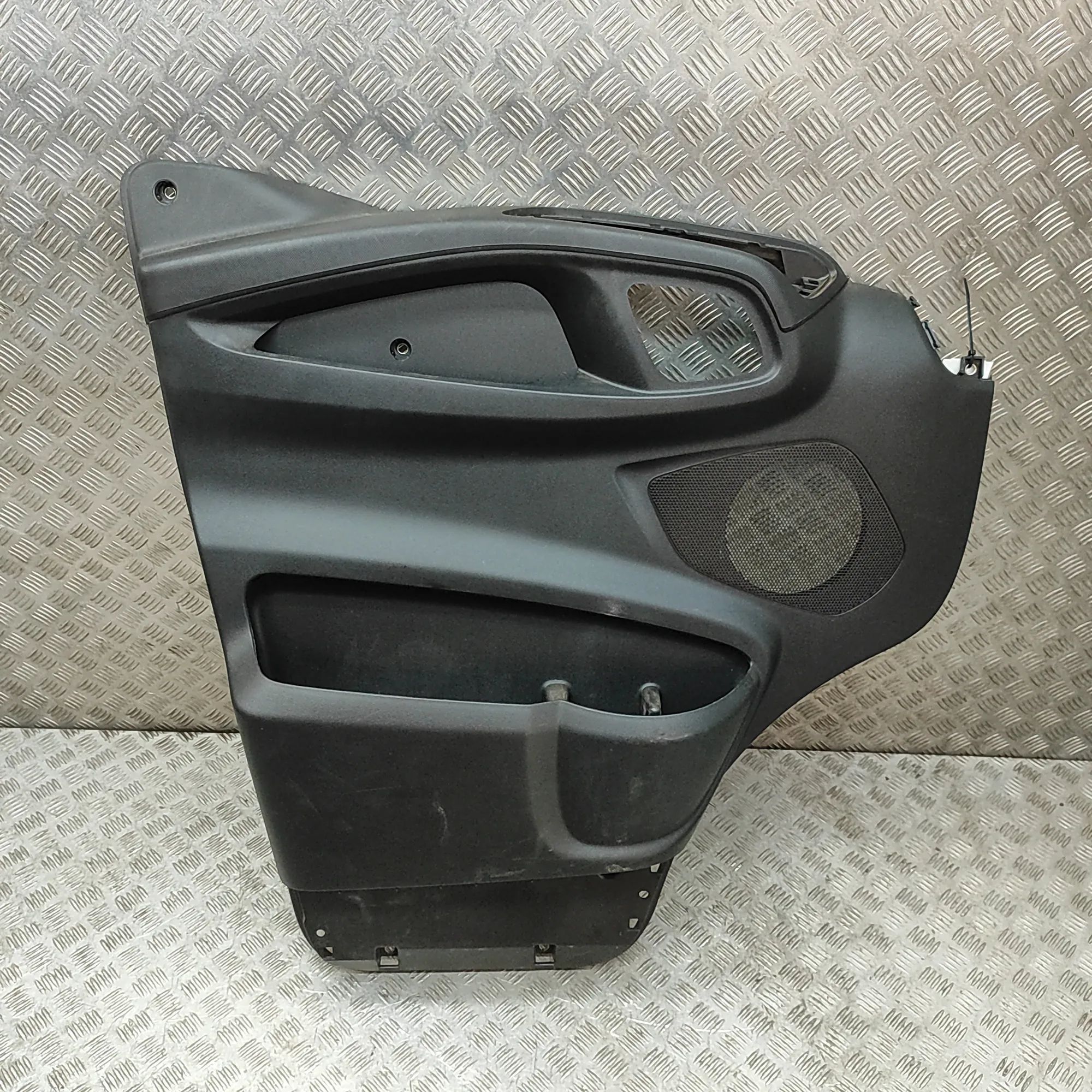 Iveco Daily Front Left Door Panel Front Left Door Panel — IVECO DAILY (VI Flatbed...