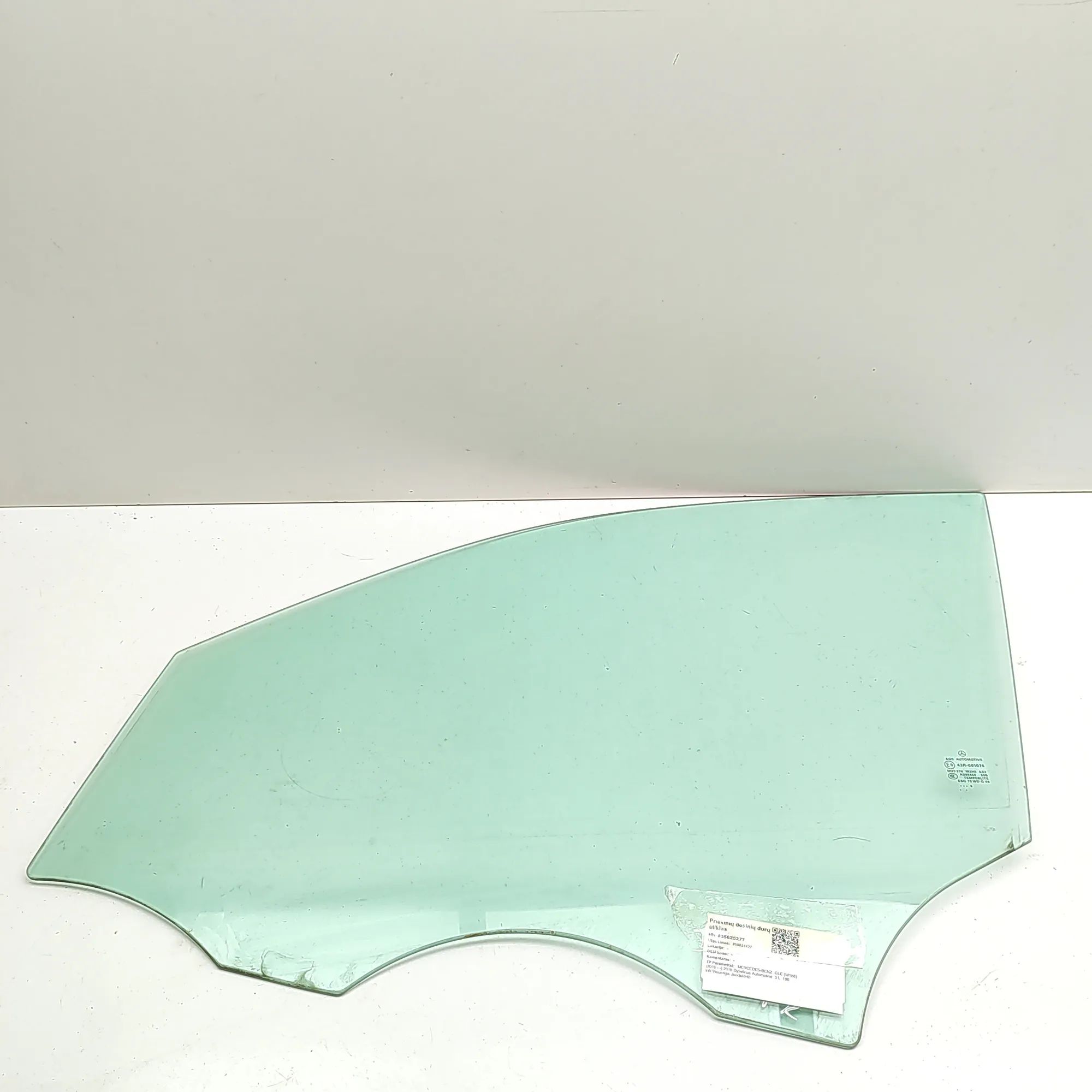 Mercedes-Benz ML / GLE (W166) Front Left Door Window Front Left Door Window — MERCEDES BENZ GLE (W16...