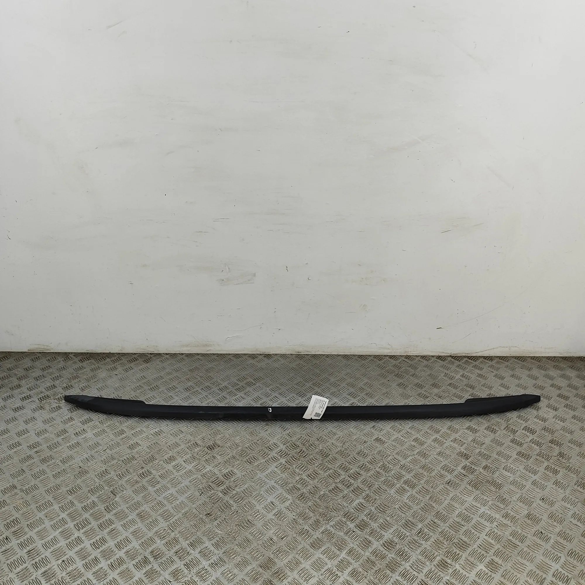Skoda Octavia Right Side Roof Rail Right Side Roof Rail — SKODA OCTAVIA (III Combi...