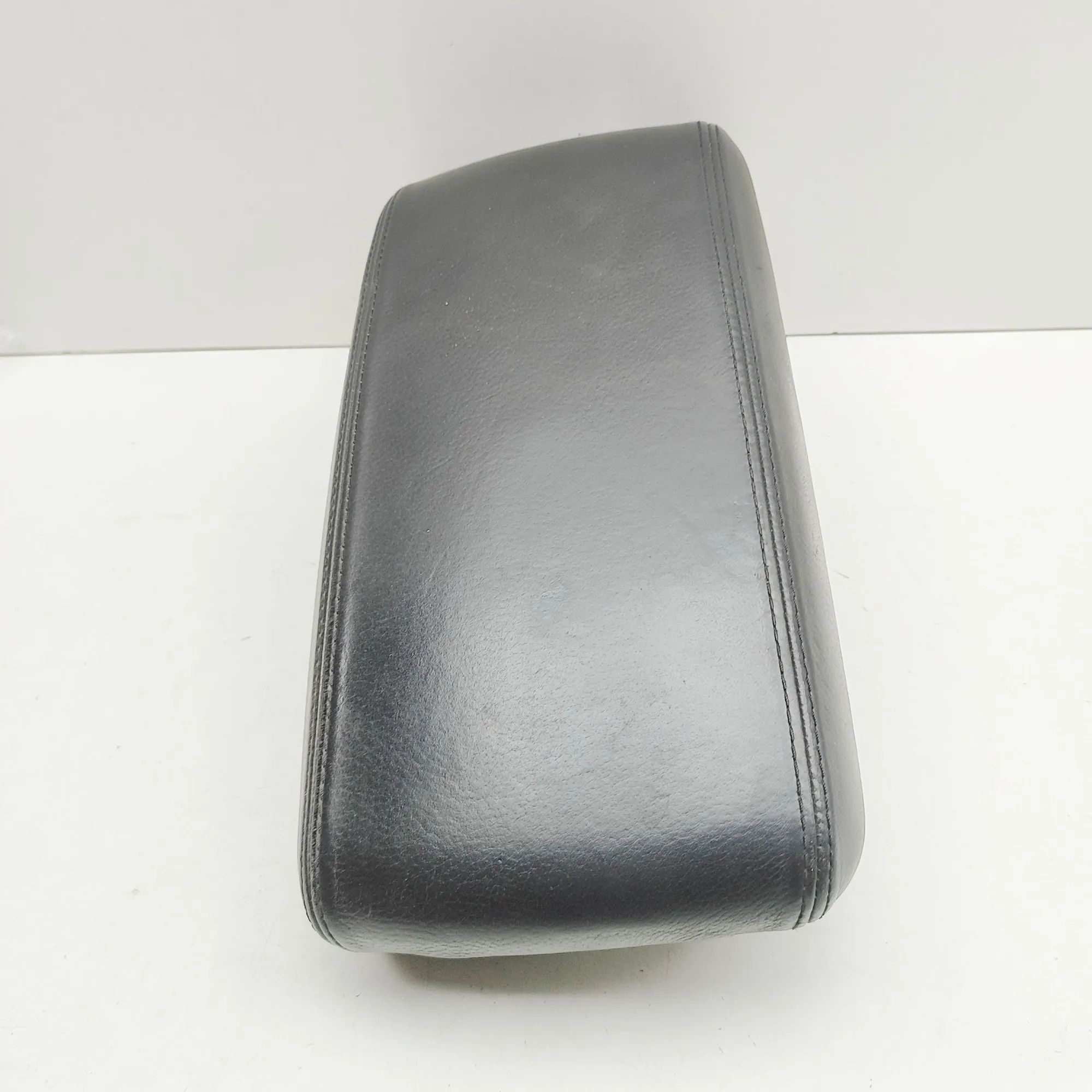 Jeep Grand Cherokee (WK) Armrest Armrest — JEEP GRAND CHEROKEE (IV WK, WK2) (201...