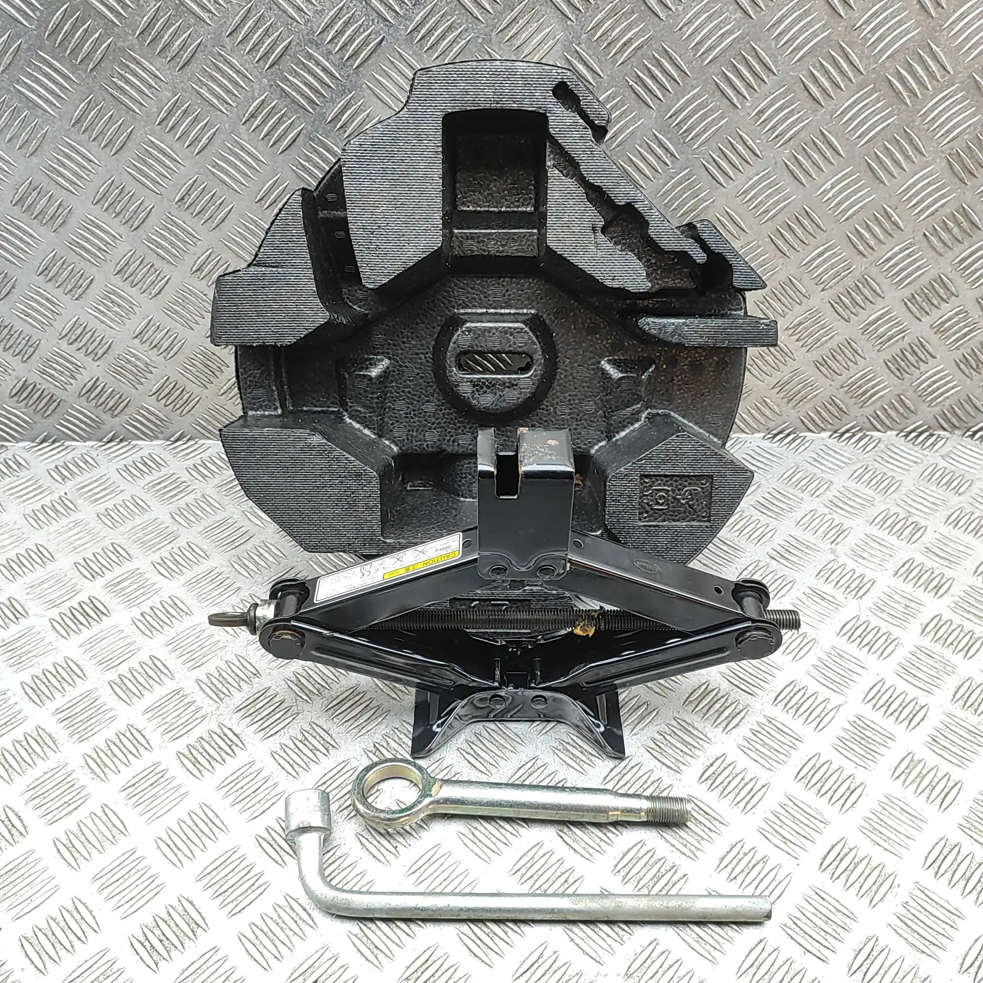 Subaru Forester Lift Jack Lift Jack — SUBARU FORESTER (SJ) (2012-...) — 9...