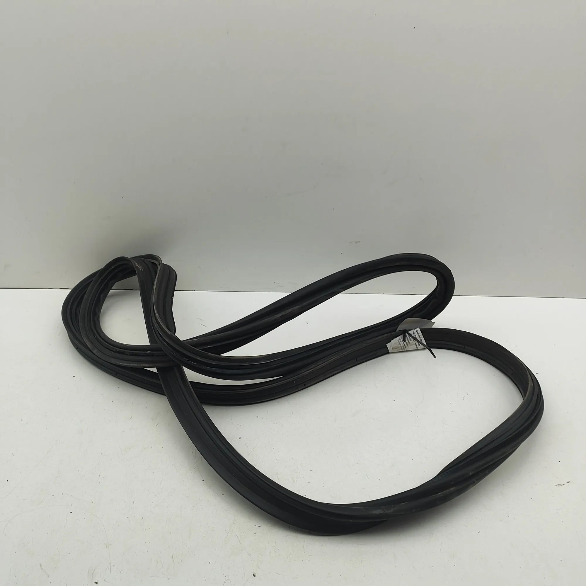 Lexus NX Tailgate rubber seal Tailgate rubber seal — LEXUS NX (II _A2_, _H2_)...