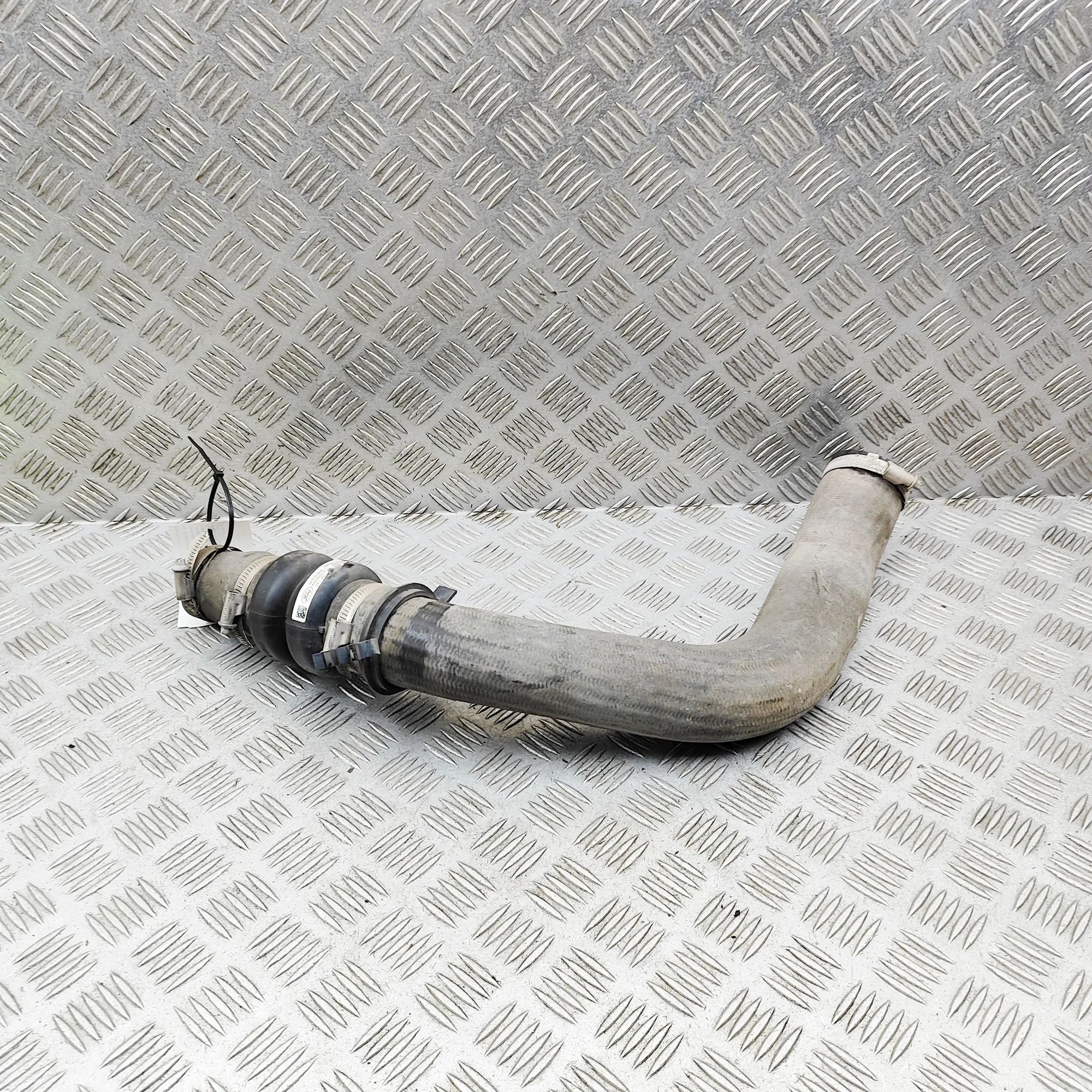 Ford Transit Connect / Tourneo Connect Intercooler Hose Pipe Intercooler Hose Pipe — FORD TRANSIT (Van) (201...