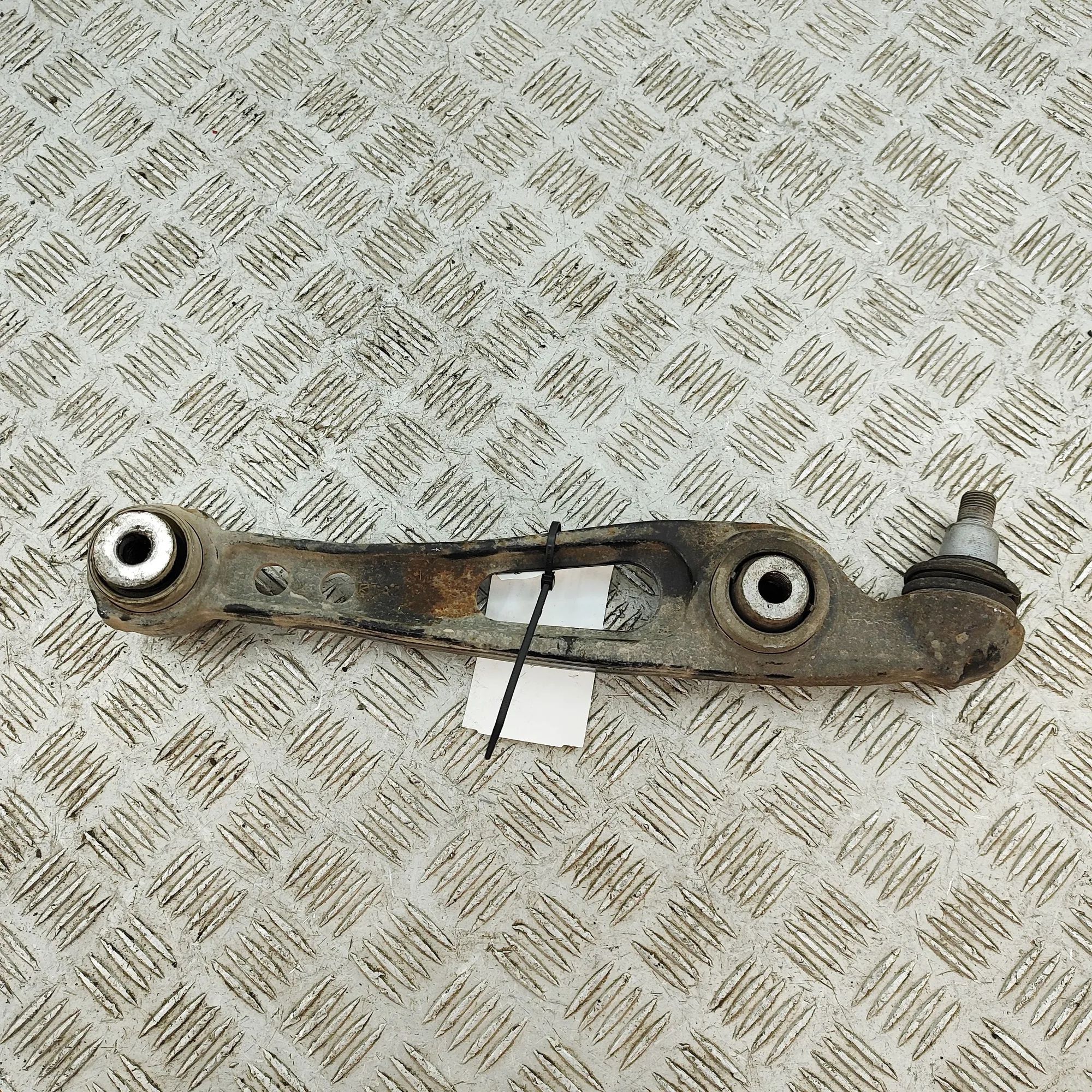 Land Rover Discovery Front Right Lower Control Arm Front Right Lower Control Arm — LAND ROVER DISC...