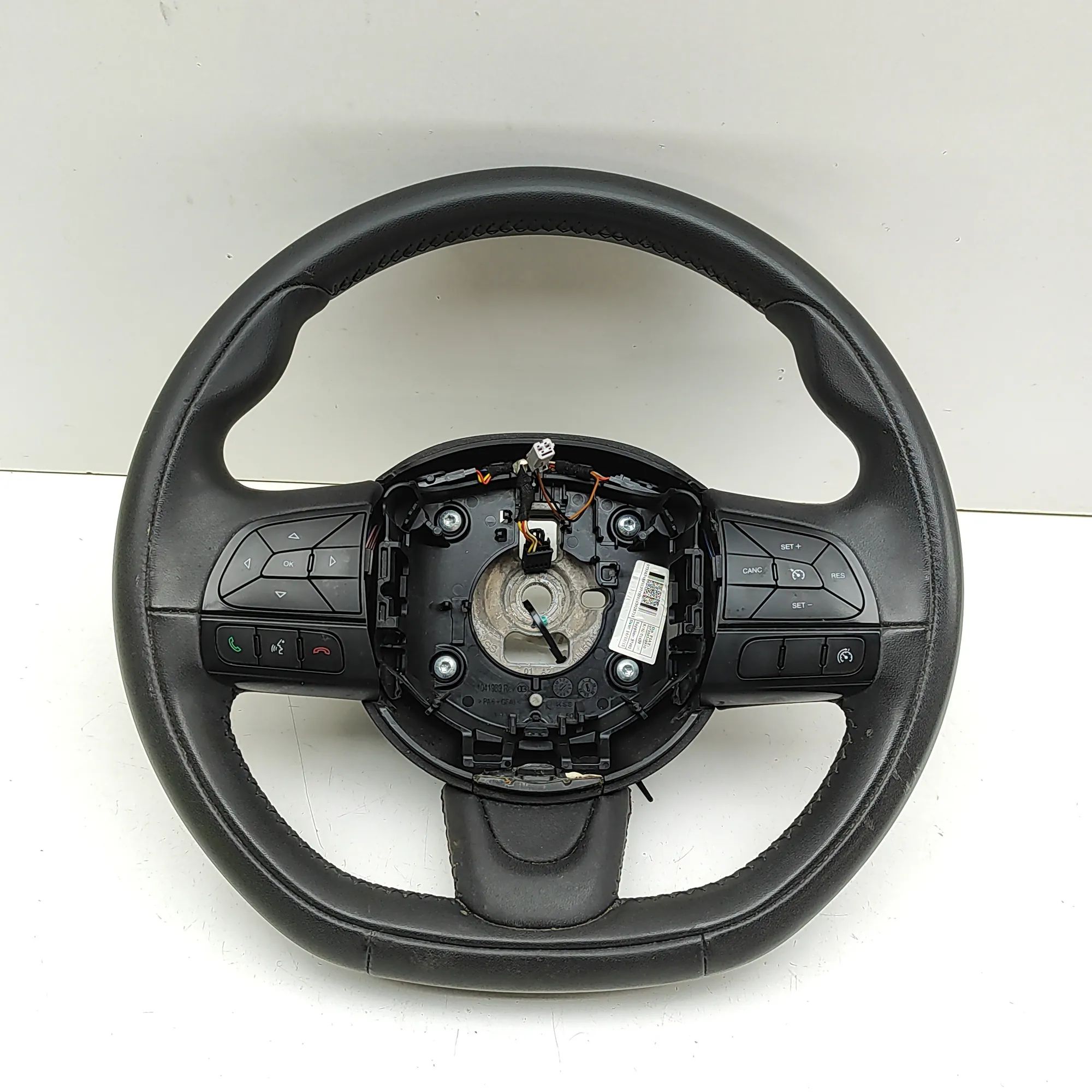 Fiat 500X steering wheel Steering Wheel — FIAT 500X (334_) (2014-...) — ...