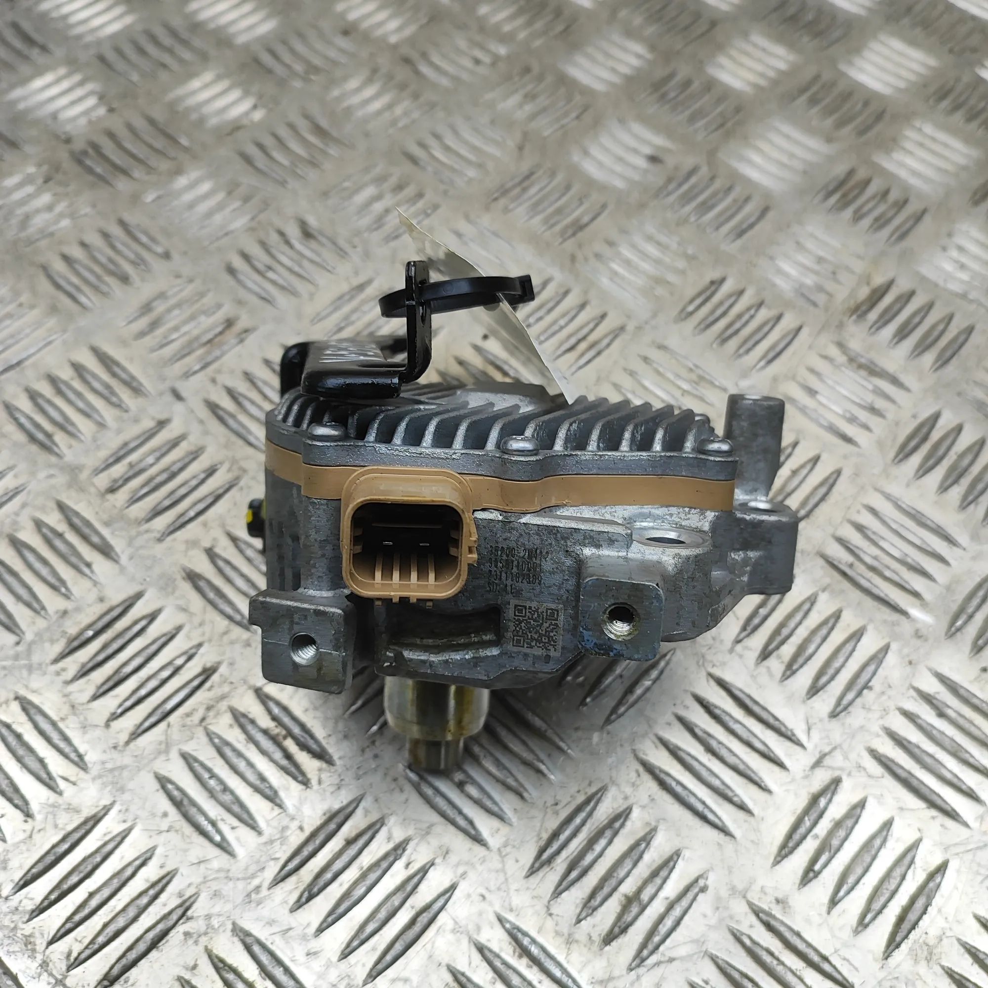 Kia Sportage Other Engine Compartment Parts Other Engine Compartment Parts — KIA SPORTAGE (...