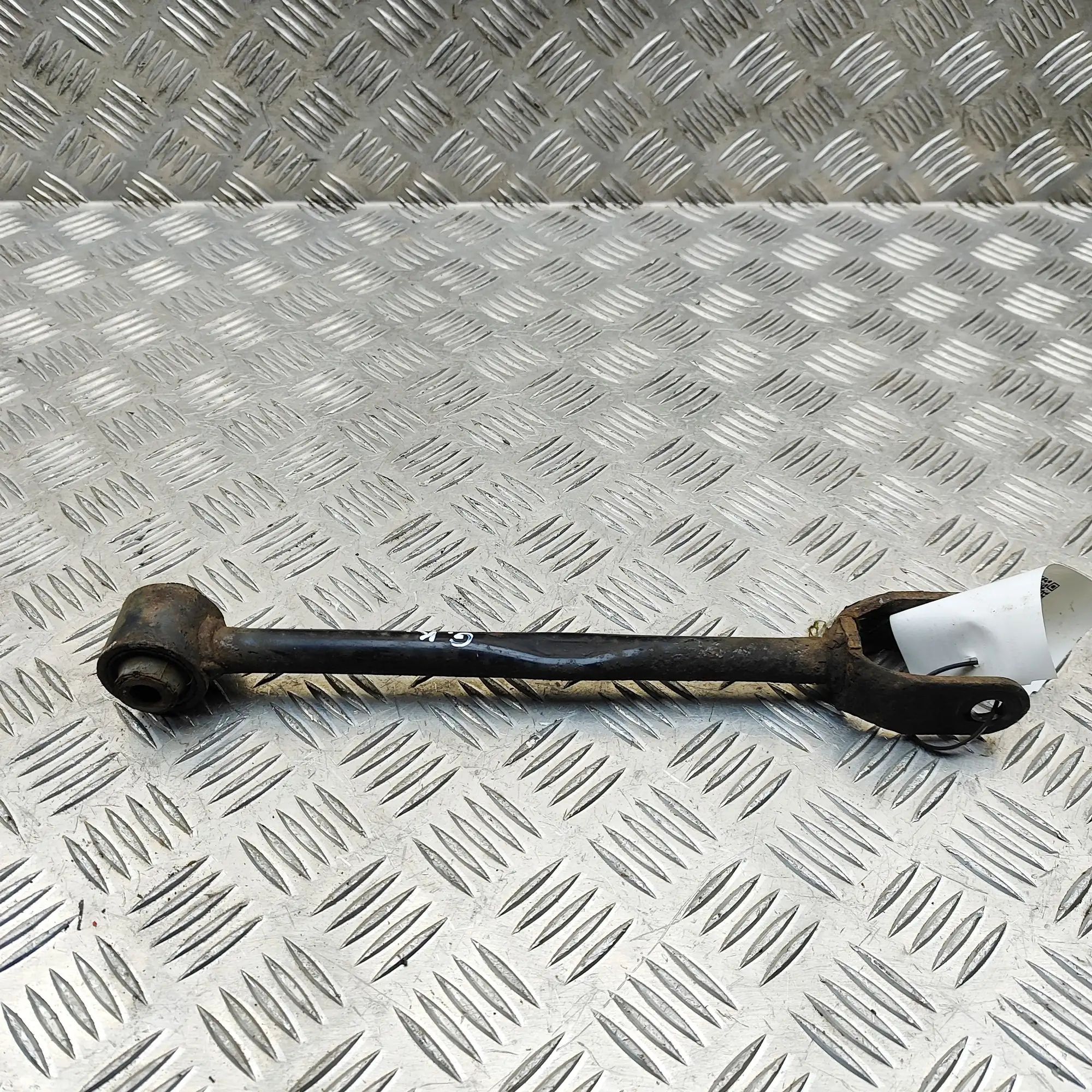Nissan 370Z Control arm — rear left Control arm — rear left — NISSAN 370 (Z Coupe Z...