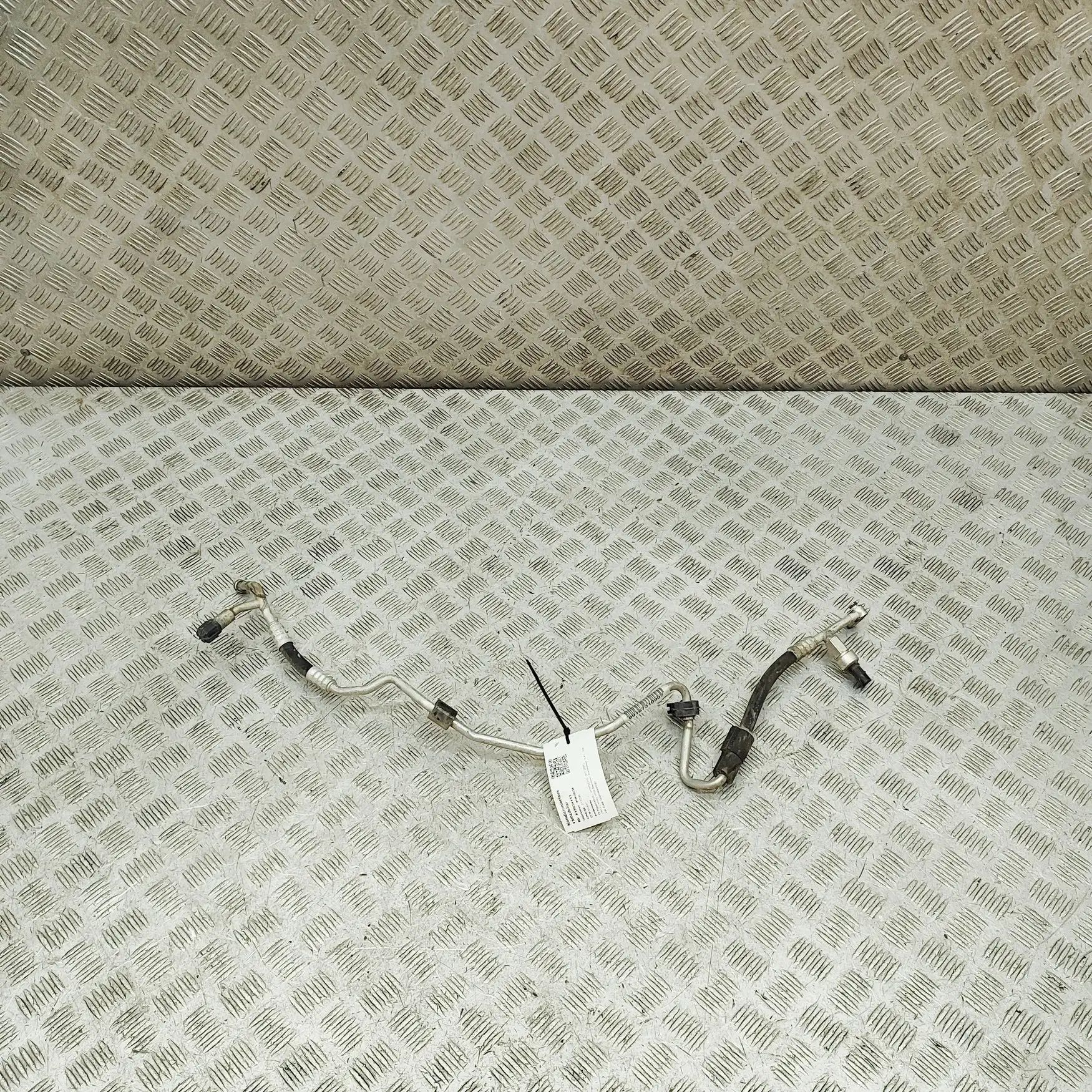 Porsche 911 (991) A/C Air Con Hose Pipe A/C Air Con Hose Pipe — PORSCHE 911 (991) (2011...