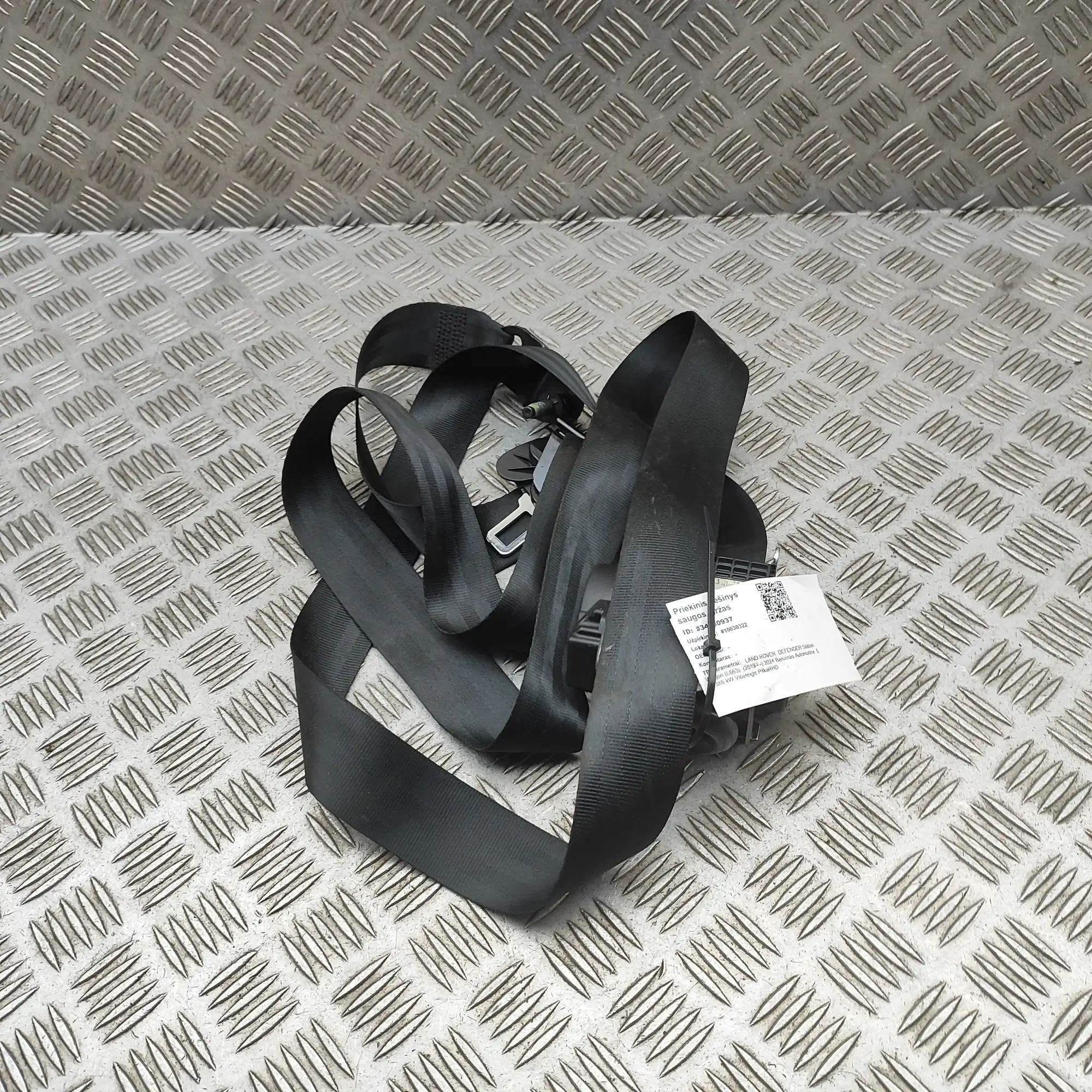 Land Rover Defender Front Right Seatbelt Front Right Seatbelt — LAND ROVER DEFENDER (Sta...