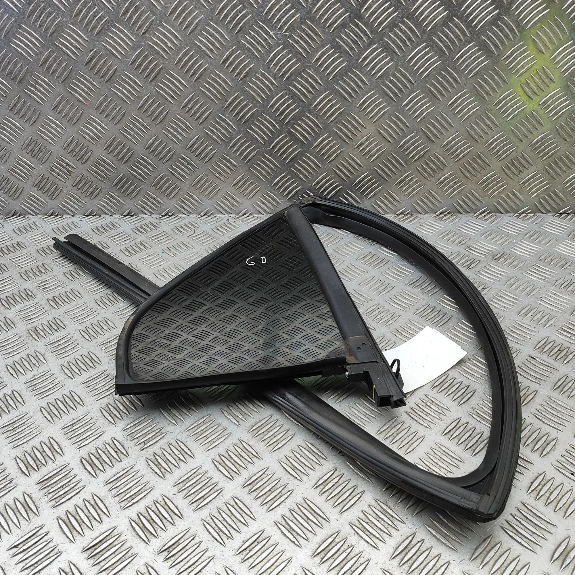 Kia Niro Right rear door window Right rear door window — KIA NIRO (II) (2022-.....