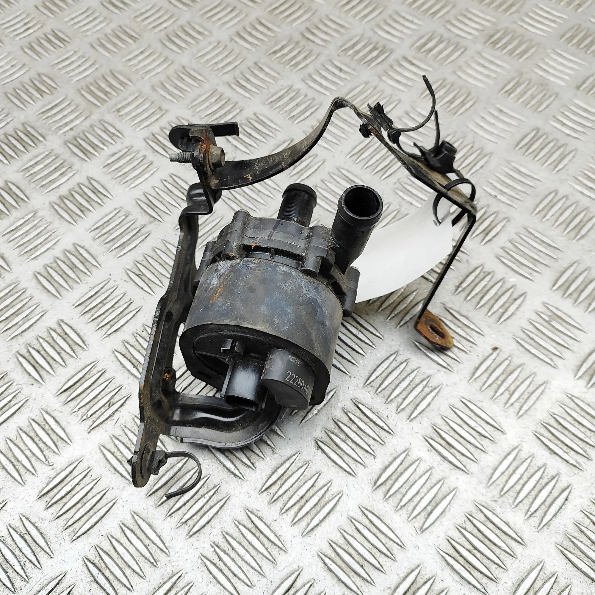 Smart ForTwo Auxiliary Water Pump Auxiliary Water Pump — SMART FORTWO (Coupe 453)...