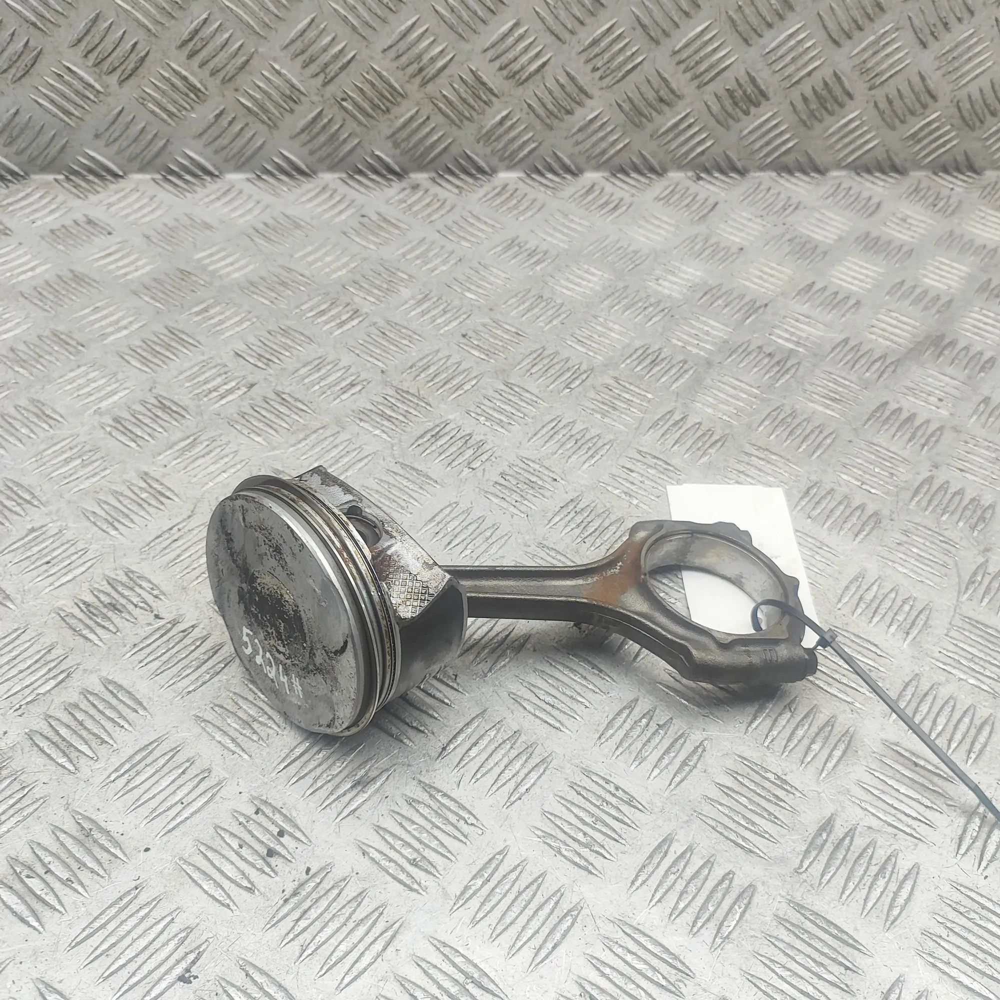 Jeep Wrangler (JK) Piston Piston — JEEP WRANGLER (III JK) (2007-...) — K0...