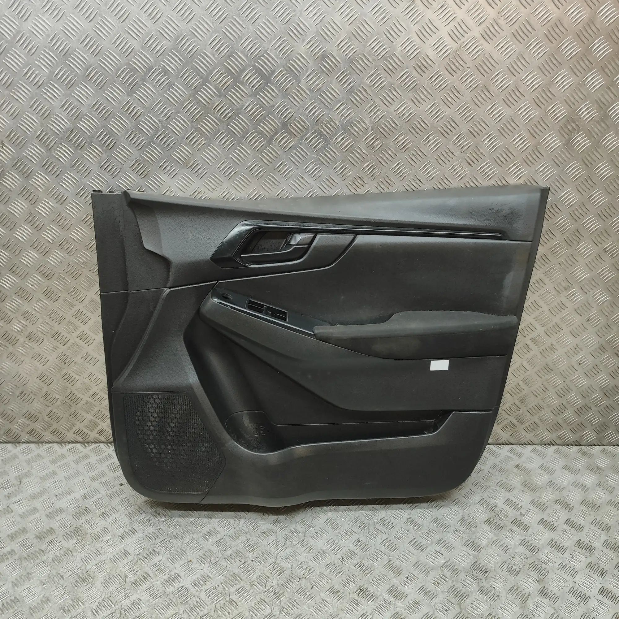 Isuzu  D-Max Front Right Door Panel Front Right Door Panel — ISUZU D-MAX (II TFR, T...