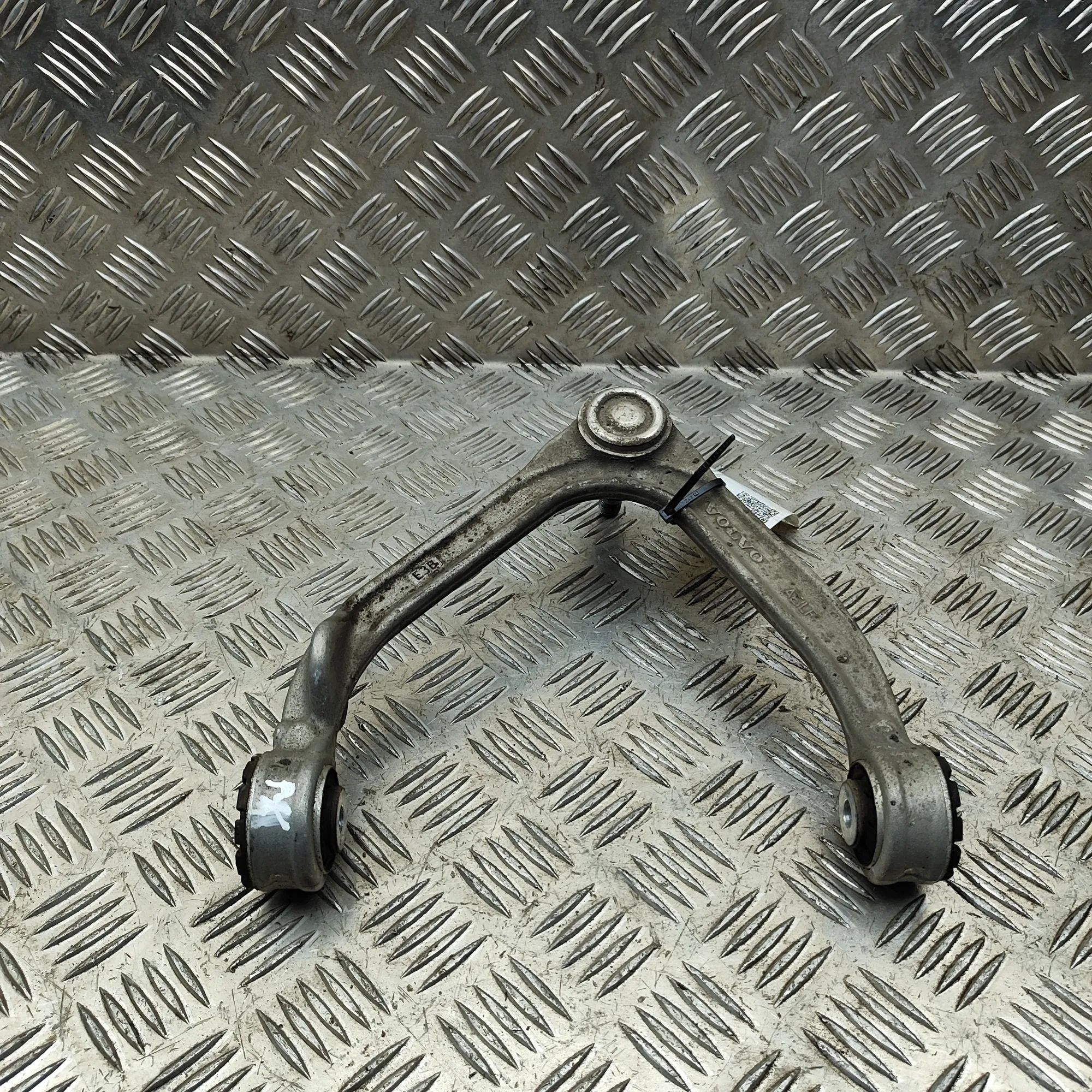 Volvo V60 Front Left Upper Control Arm Front Left Upper Control Arm — VOLVO V60 (II 22...