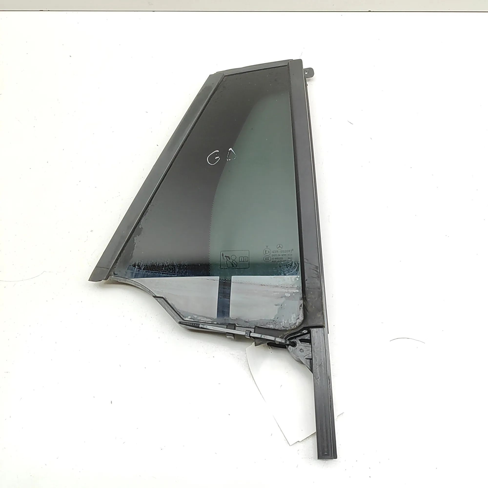 Mercedes-Benz GLA / EQA (H247) Right rear door window Right rear door window — MERCEDES BENZ GLA (H24...