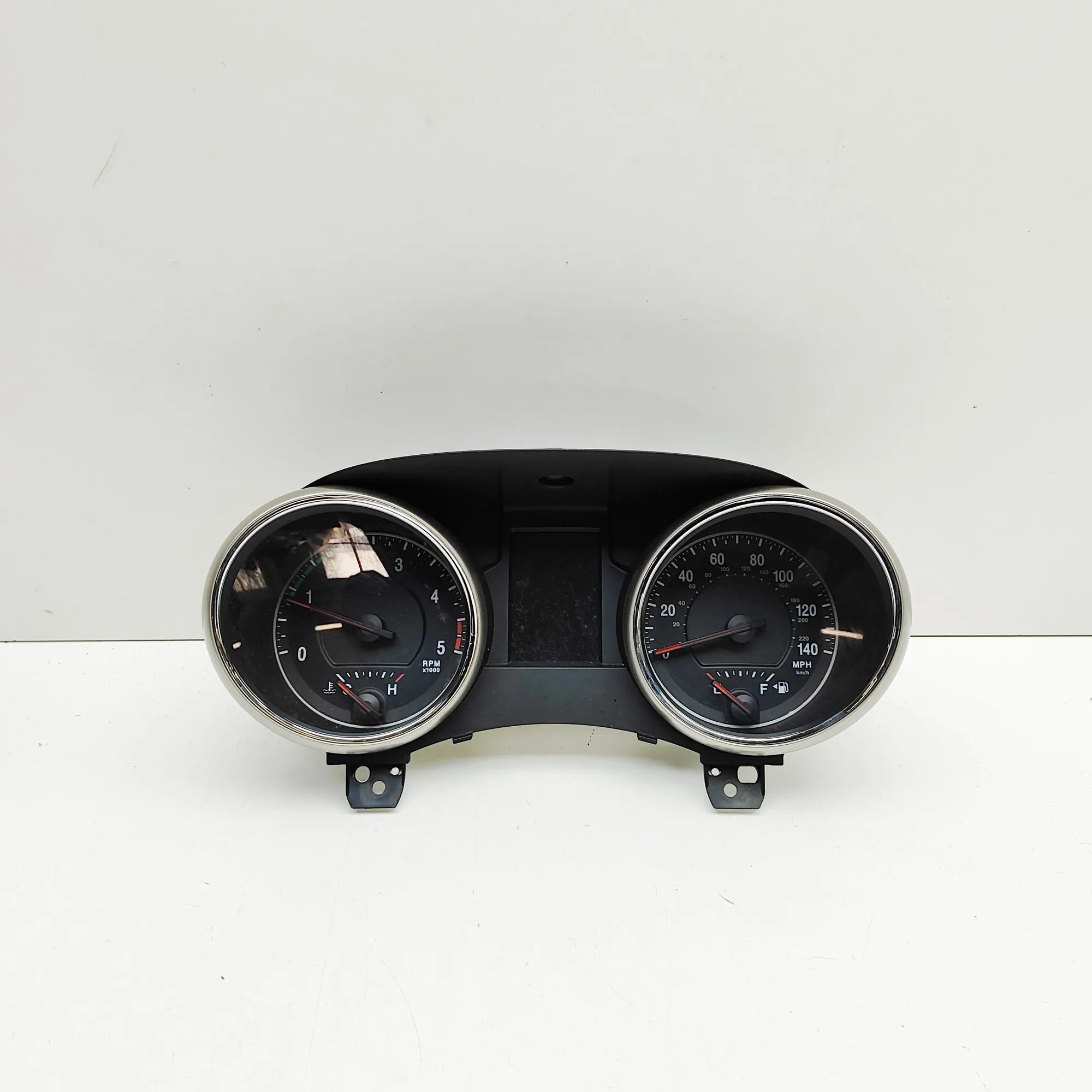 Jeep Grand Cherokee (WK) Instrument Cluster Speedometer Instrument Cluster Speedometer — JEEP GRAND CHE...