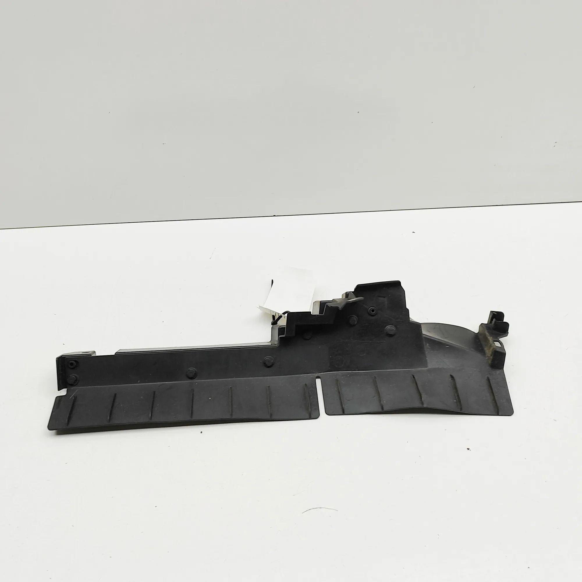Mazda CX-80 Radiator Air Guide Duct Radiator Air Guide Duct — MAZDA CX-80 (KL) (202...