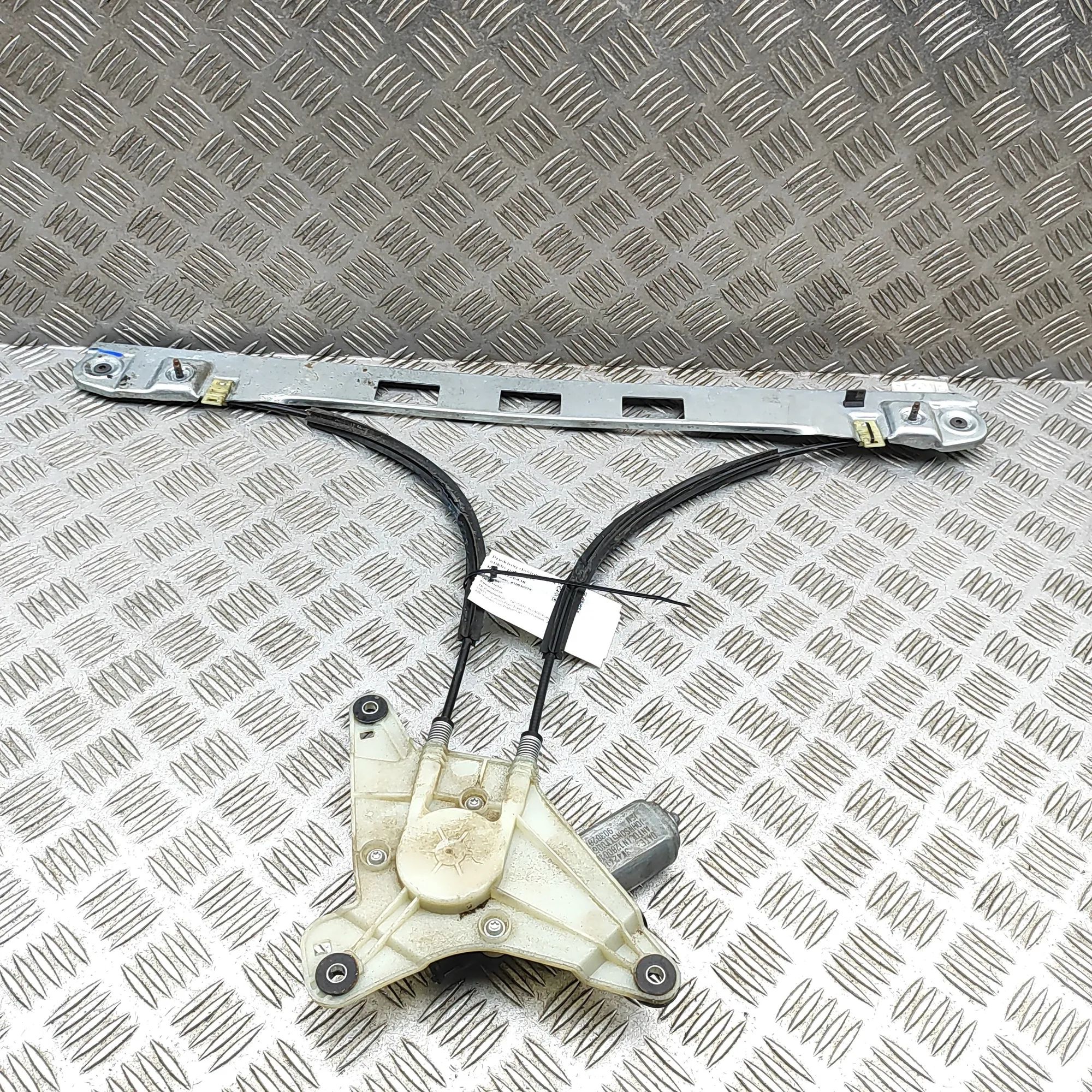 Nissan NV400 / Interstar Front Right Door Window Regulator Front Right Door Window Regulator — NISSAN NV40...