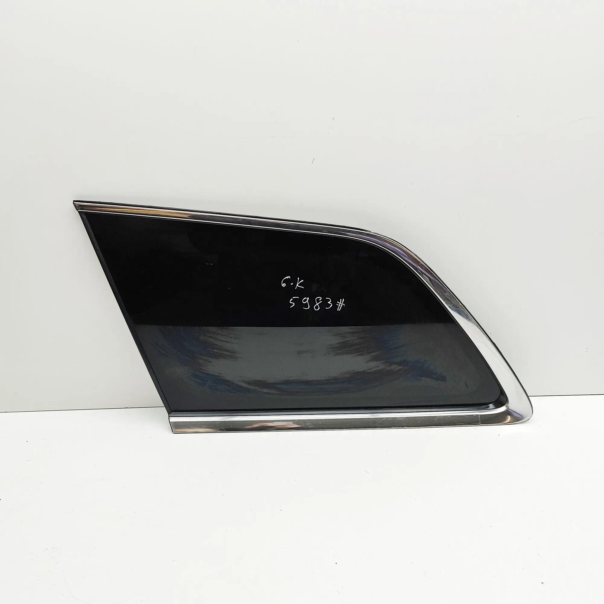 Jeep Grand Cherokee (WK) Rear Left Quarter Window Rear Left Quarter Window — JEEP GRAND CHEROKEE ...