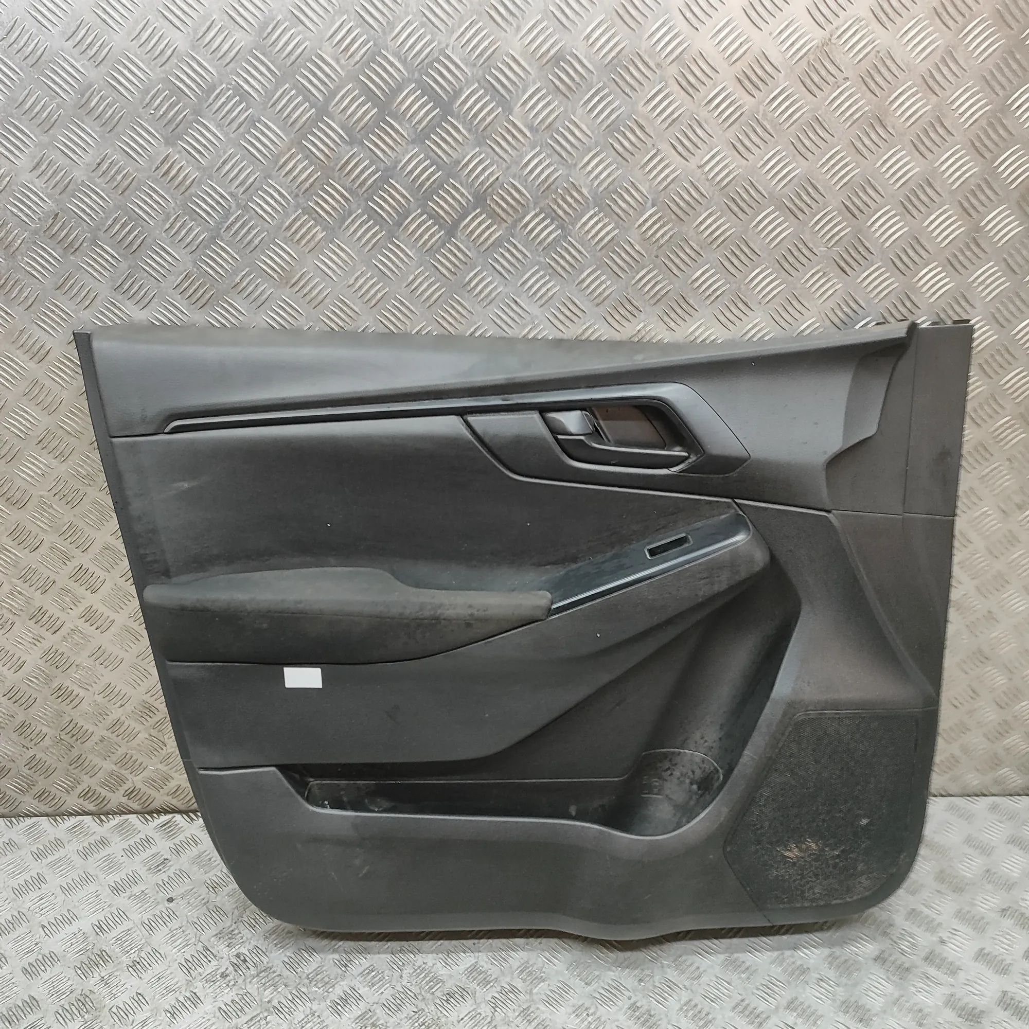 Isuzu  D-Max Front Left Door Panel Front Left Door Panel — ISUZU D-MAX (II TFR, TF...